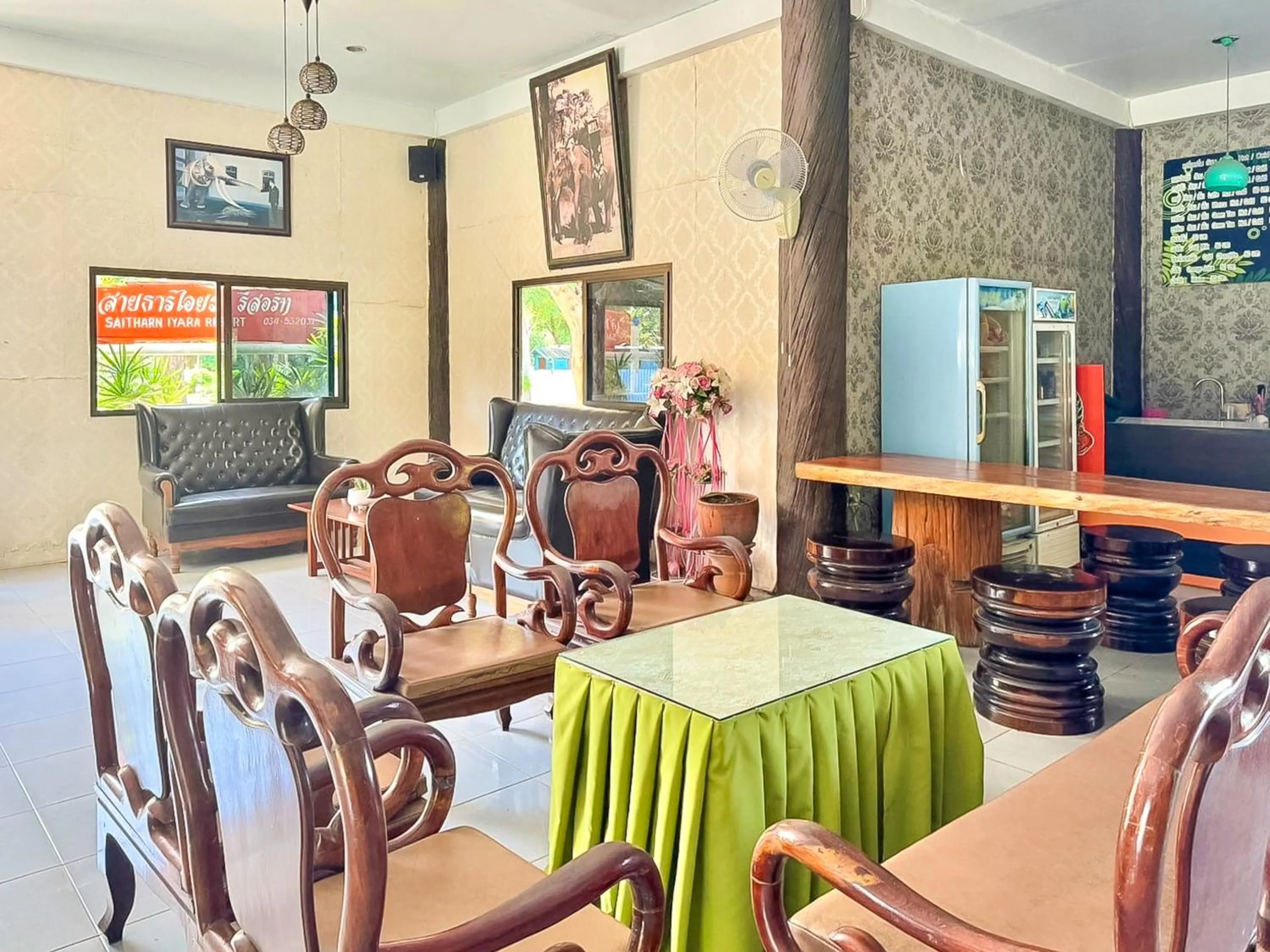 Seating area in Saitharn Iyara Resort