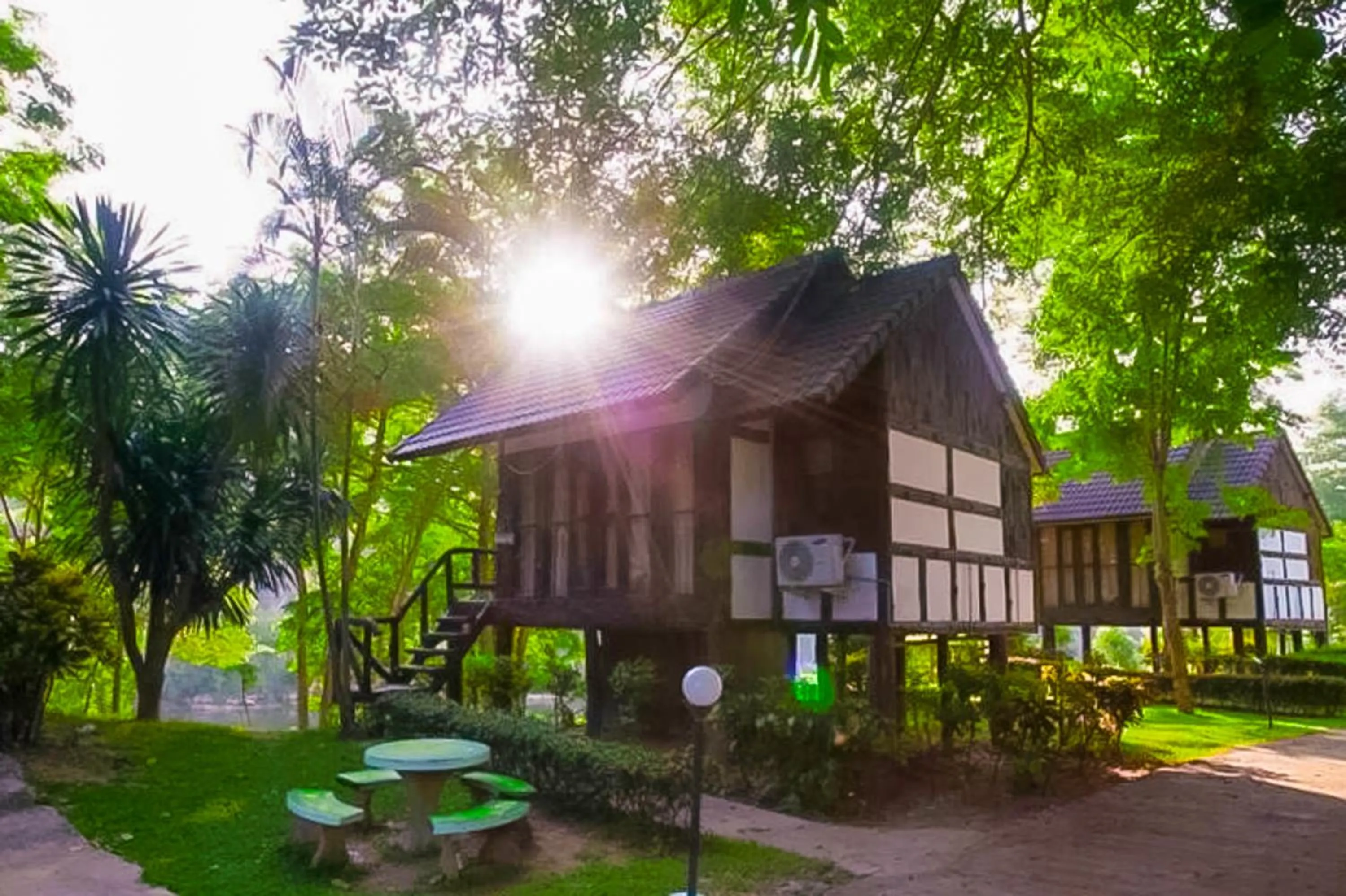 Property building in Saitharn Iyara Resort