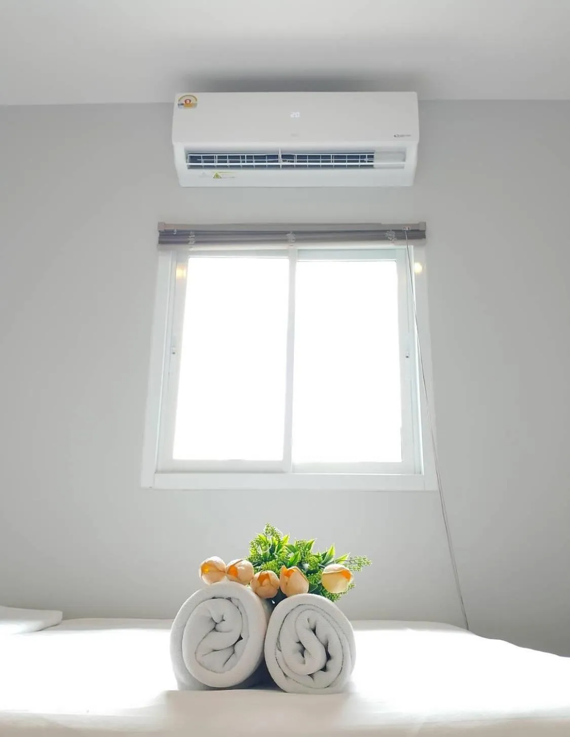 air conditioner in Deco Lux Hotel