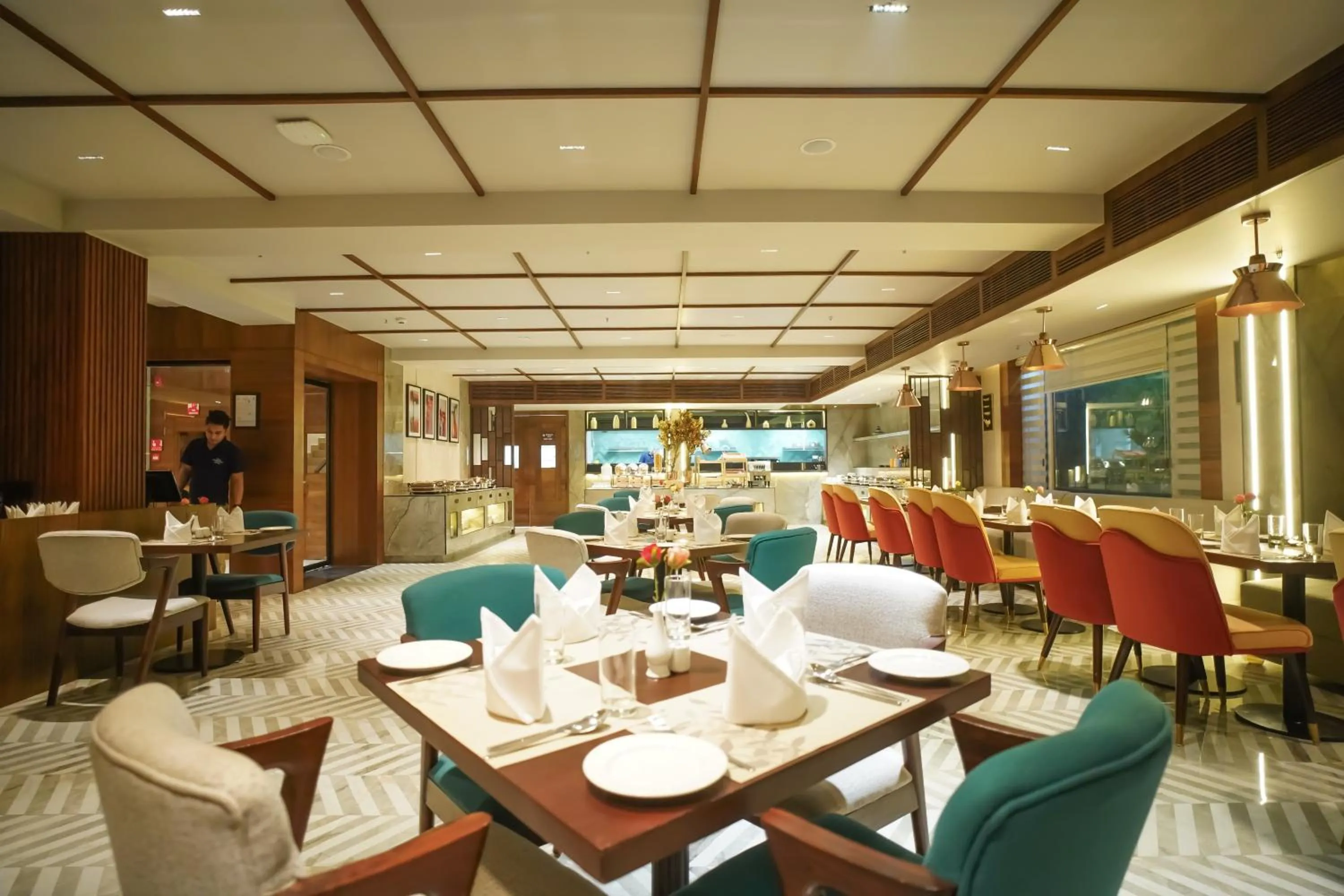 Restaurant/places to eat in Ishaan Sarovar Portico Deoghar