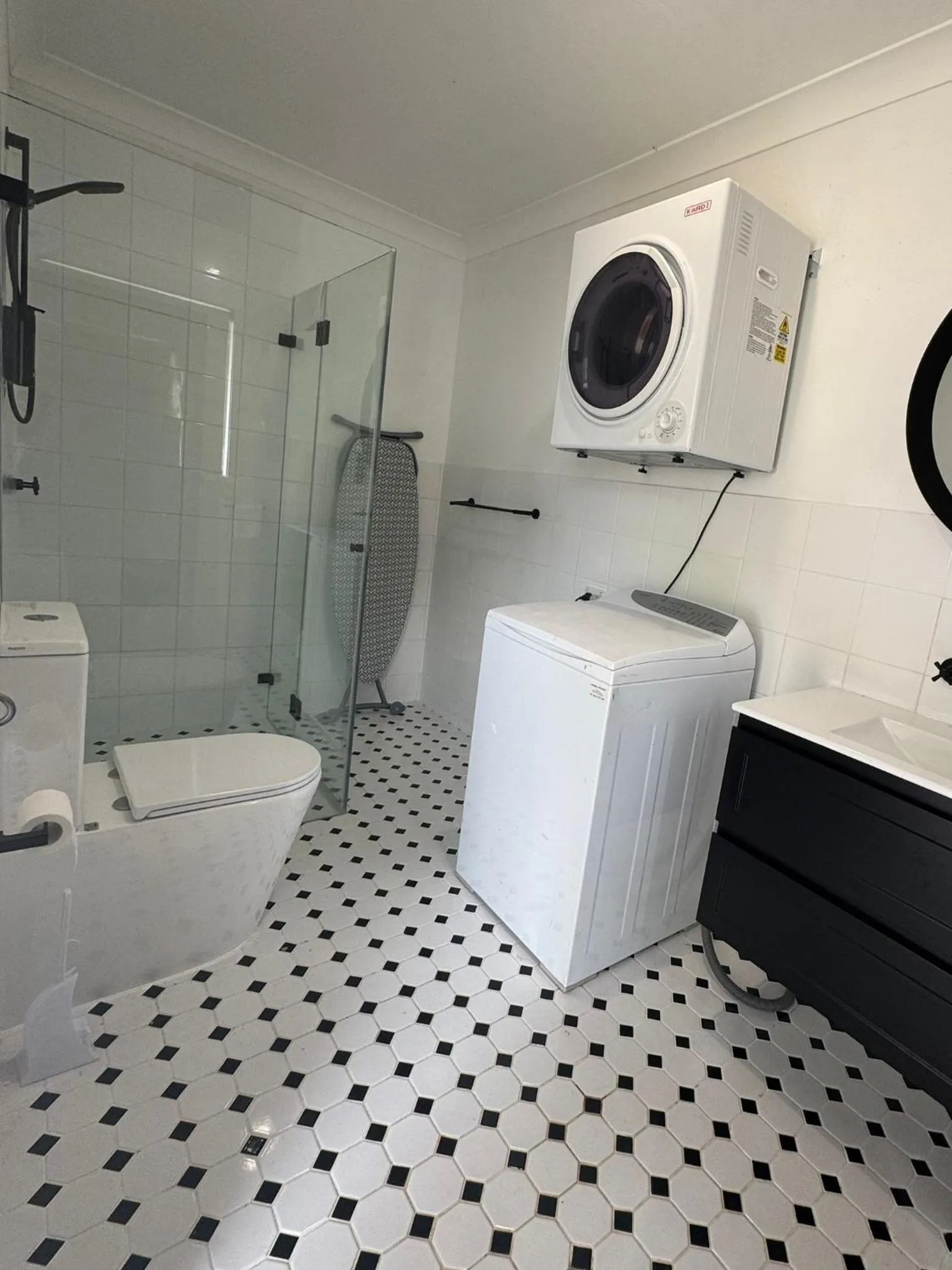 laundry in Montblu at Echo Point