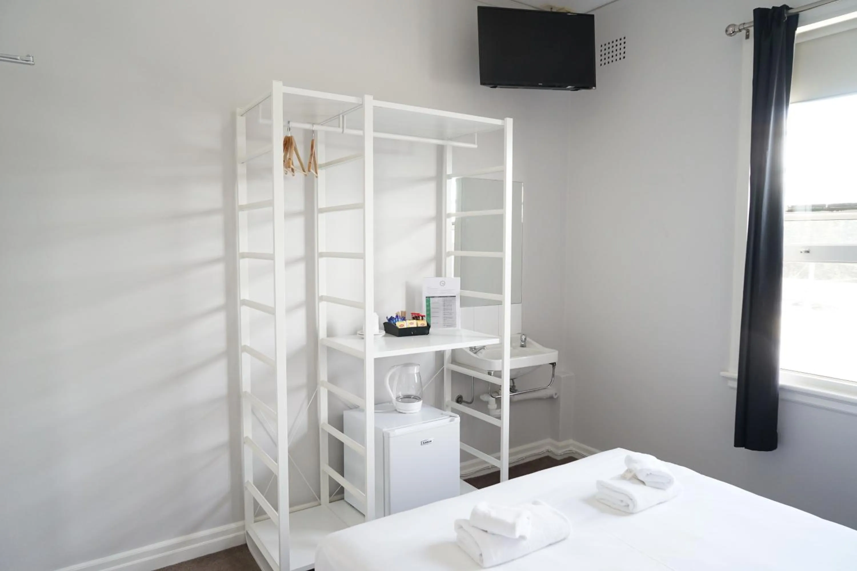 Bedroom, Bed in Grand Hotel Rockdale