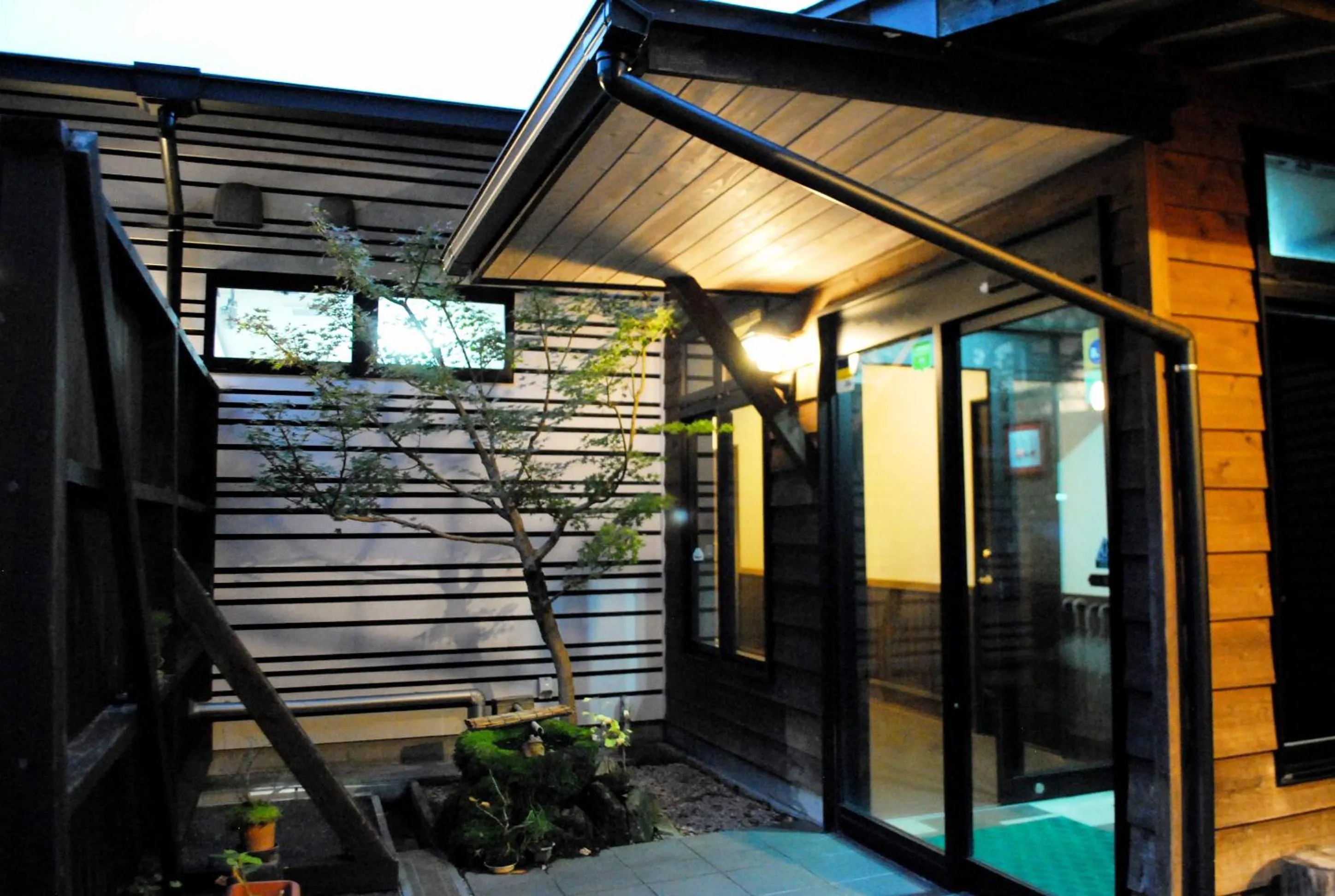 Facade/entrance in Ryokan Yufusan