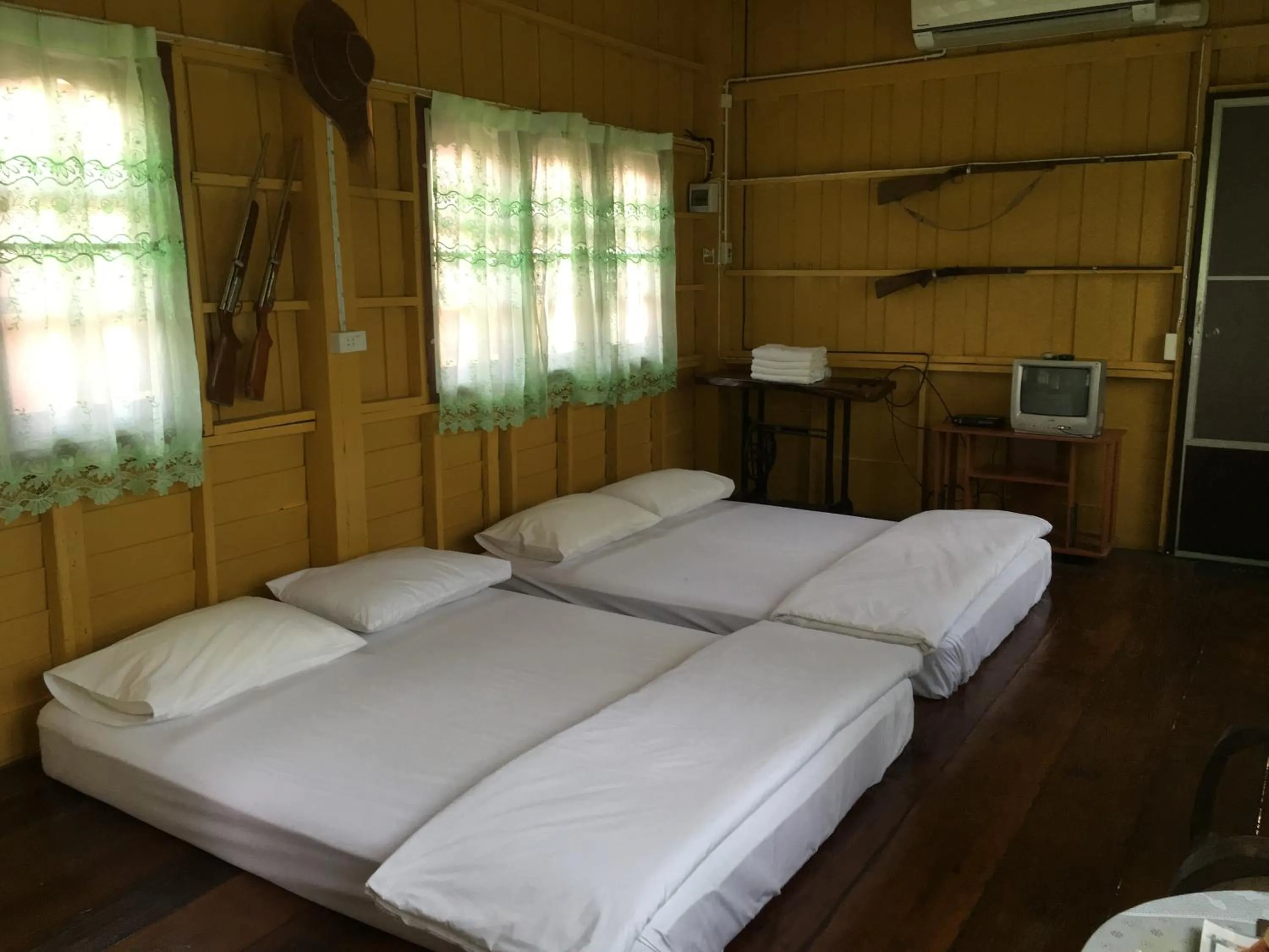 Bed in The Little Lopburi Village