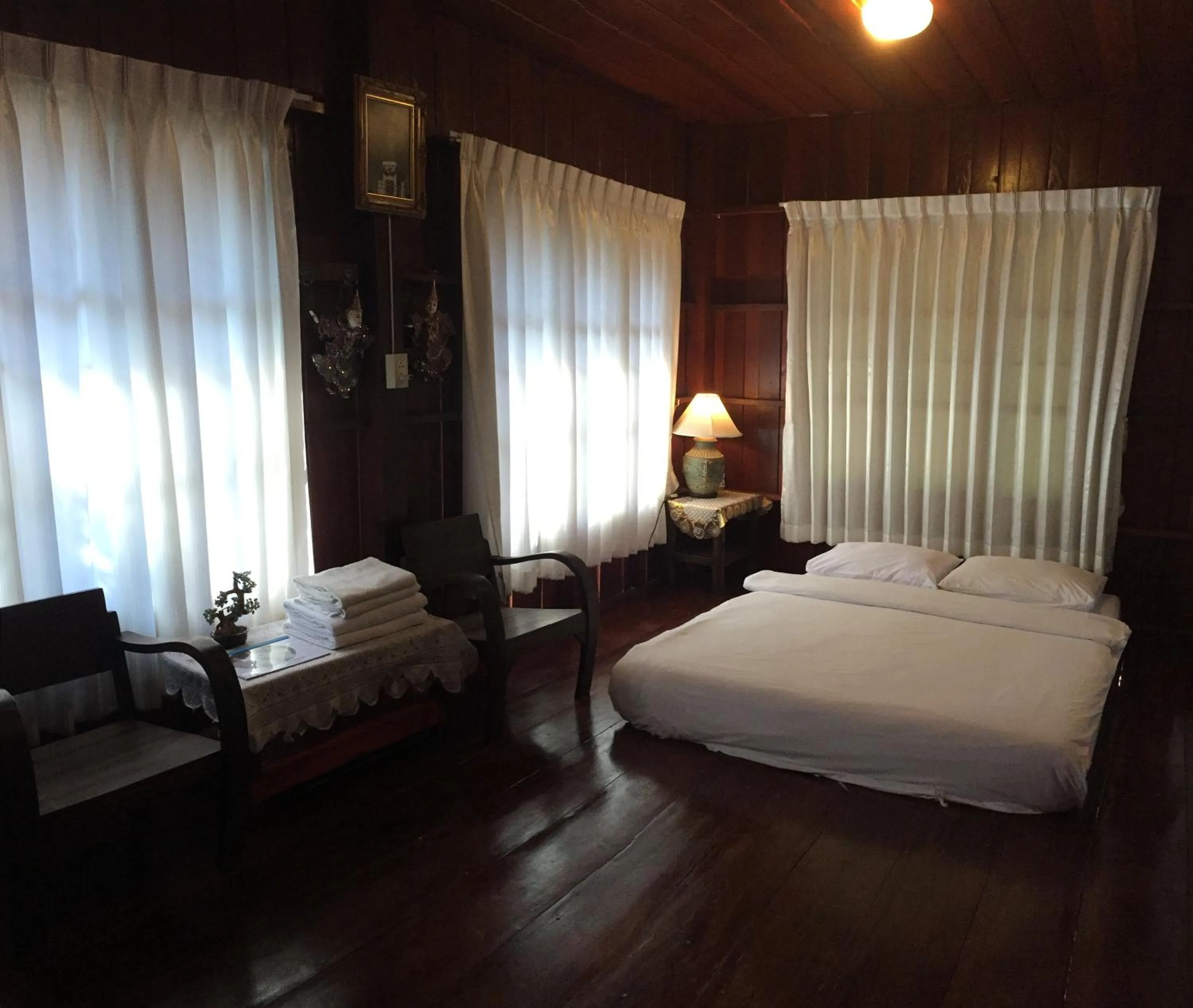 Bed in The Little Lopburi Village