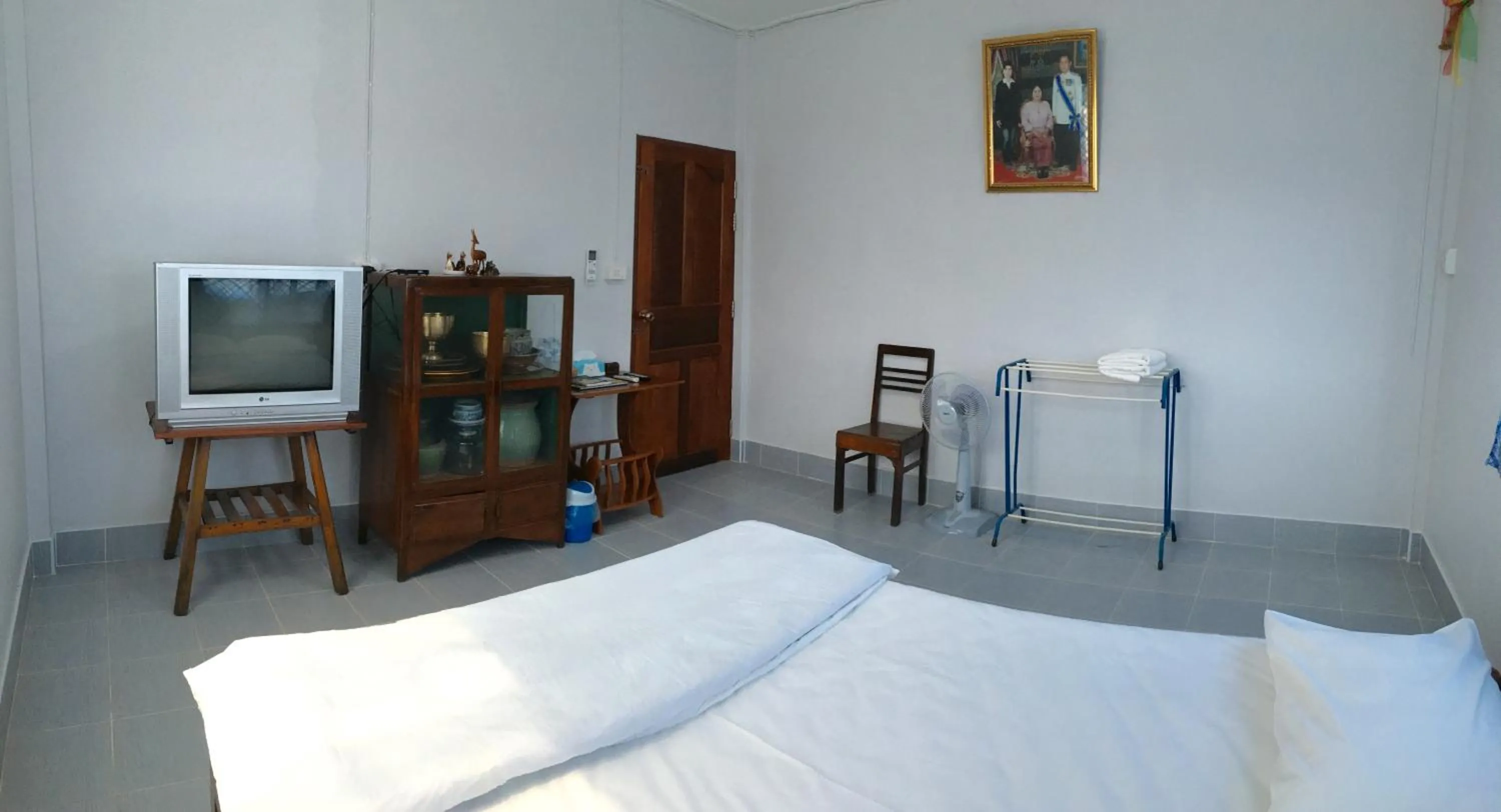 Bed in The Little Lopburi Village