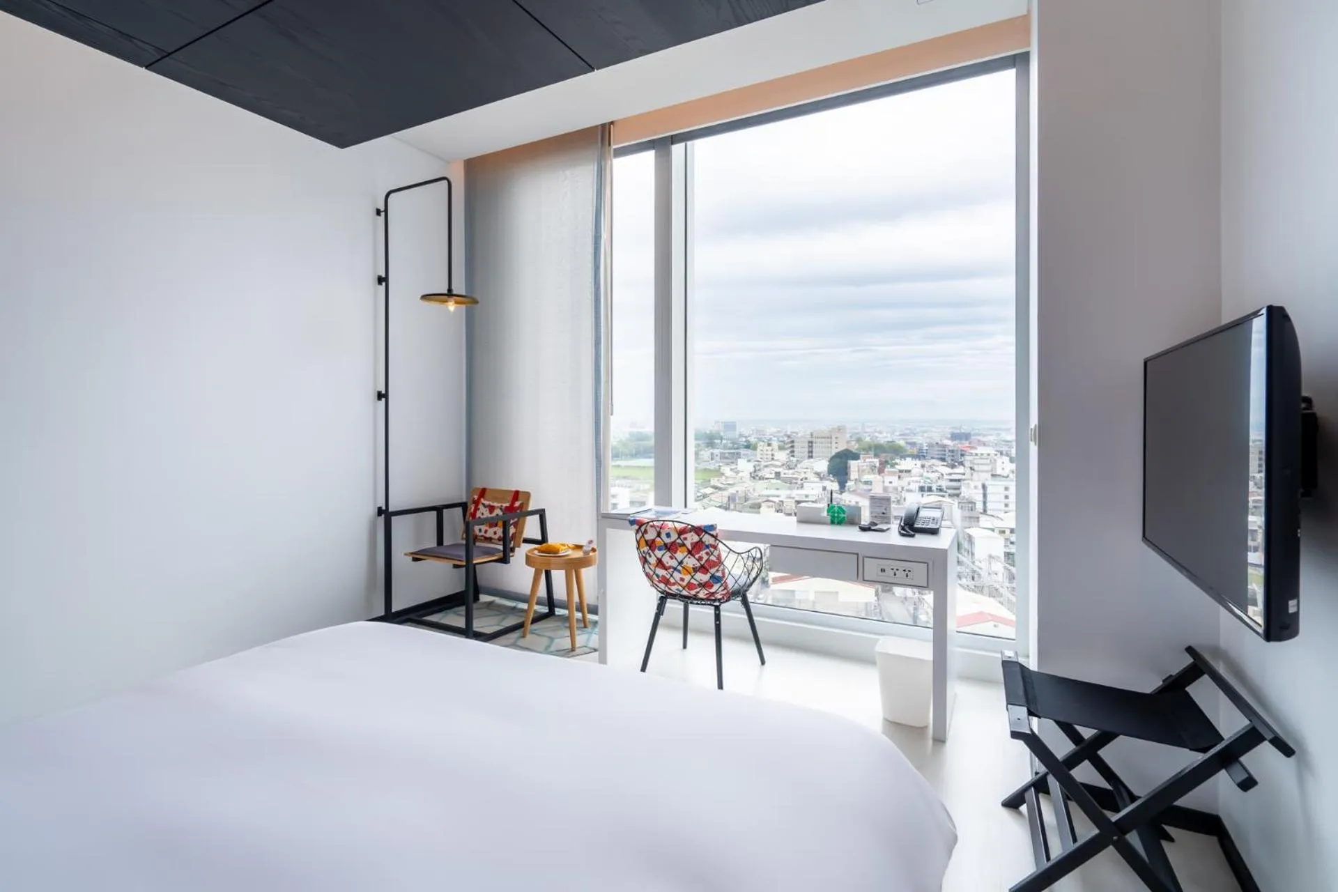 TV and multimedia, Bed in The Place Tainan