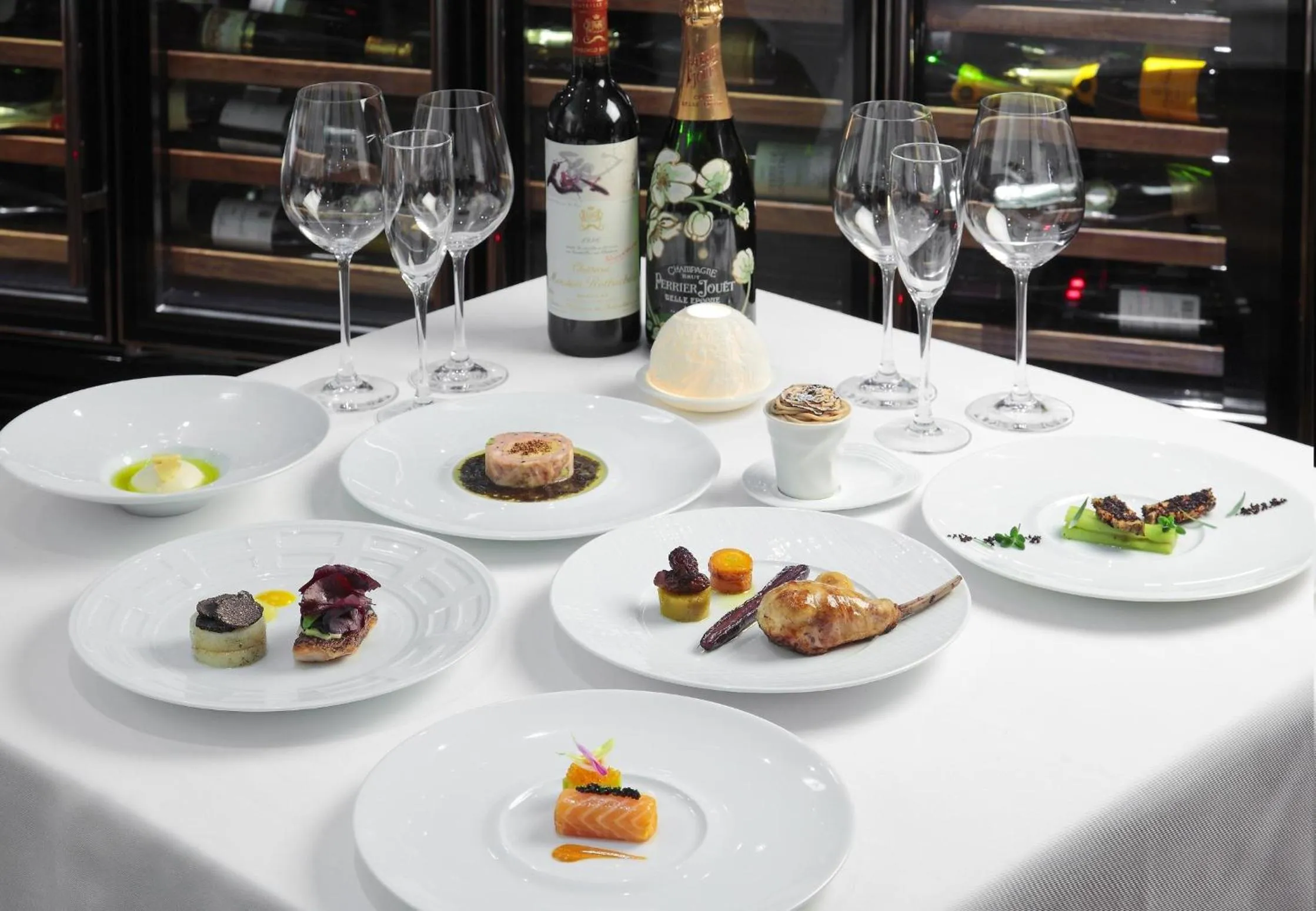 Restaurant/places to eat in Cocochee Hotel Numazu