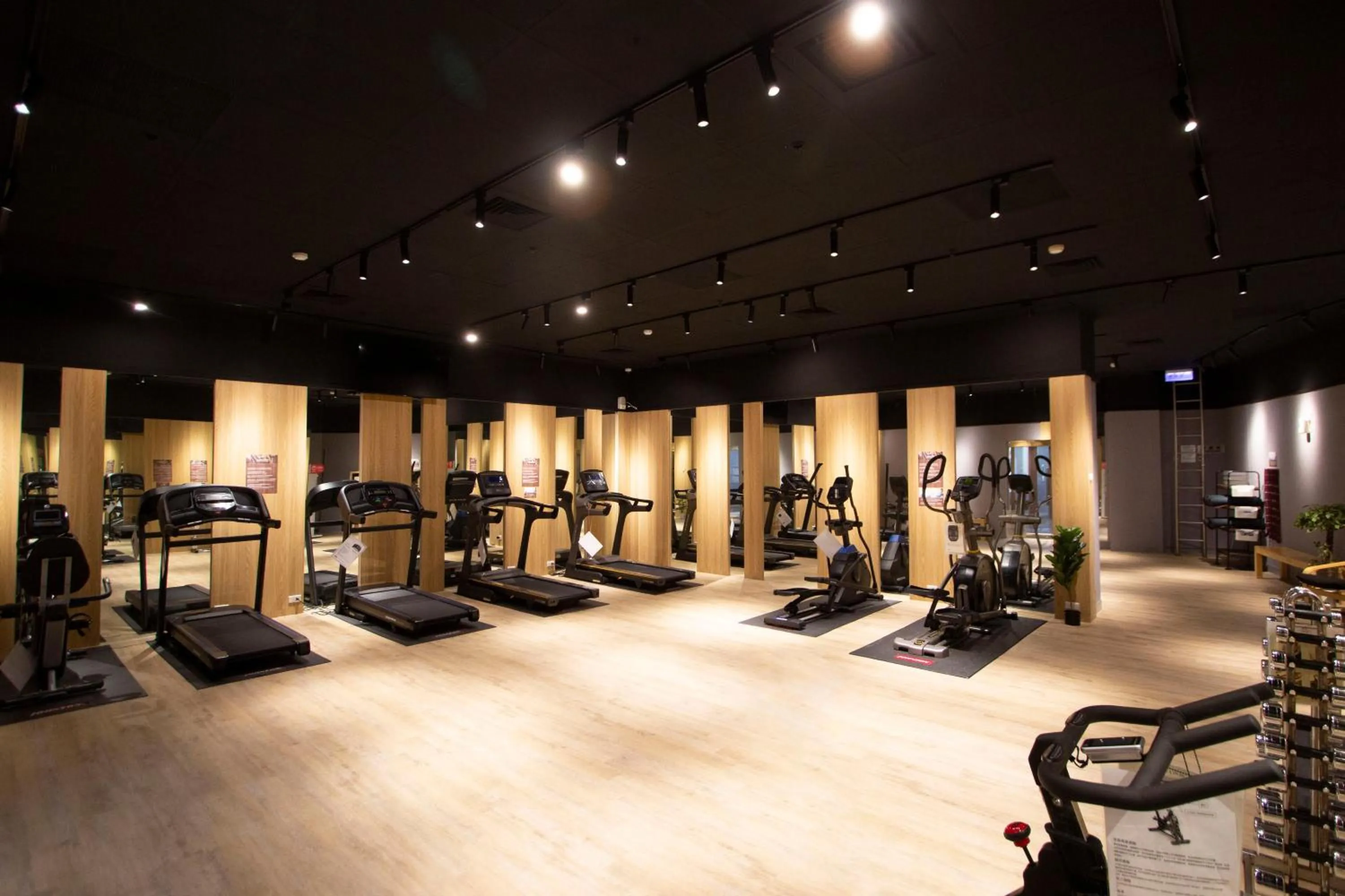 Fitness centre/facilities in Mellow Fields Hotel