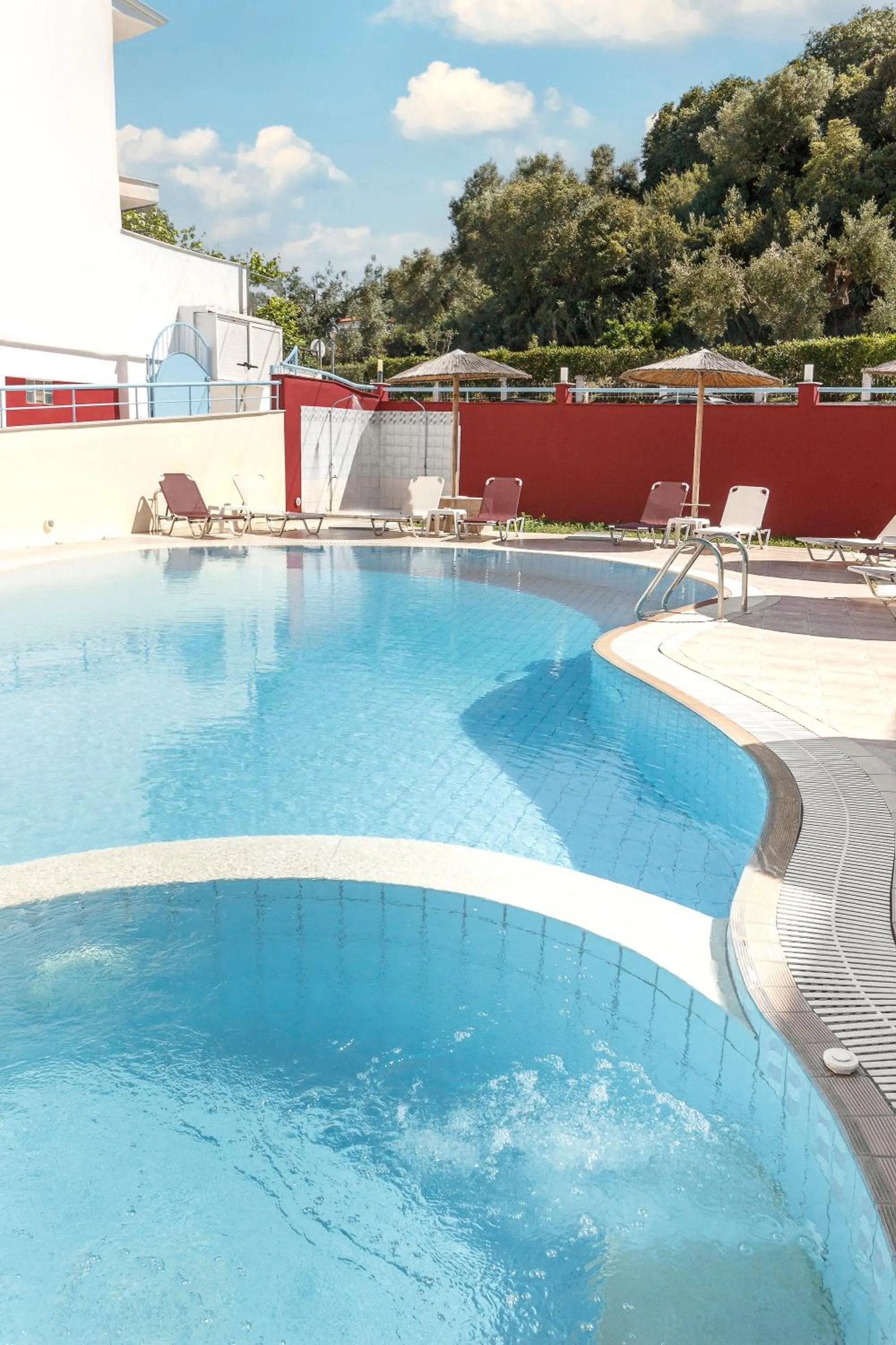 Shower in Summer Dream Hotel