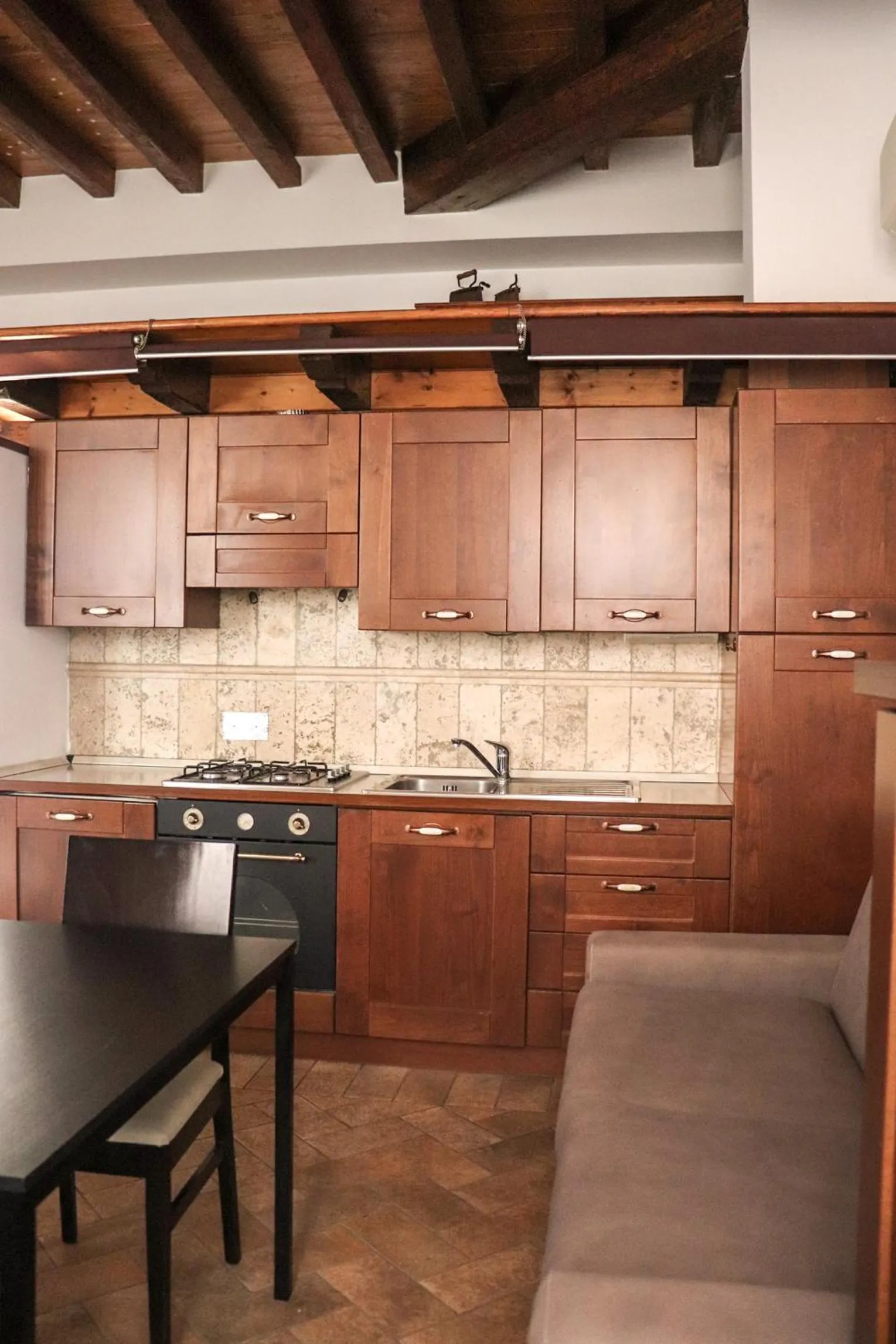 Kitchen or kitchenette in La Corte di Brusuglio Apartments