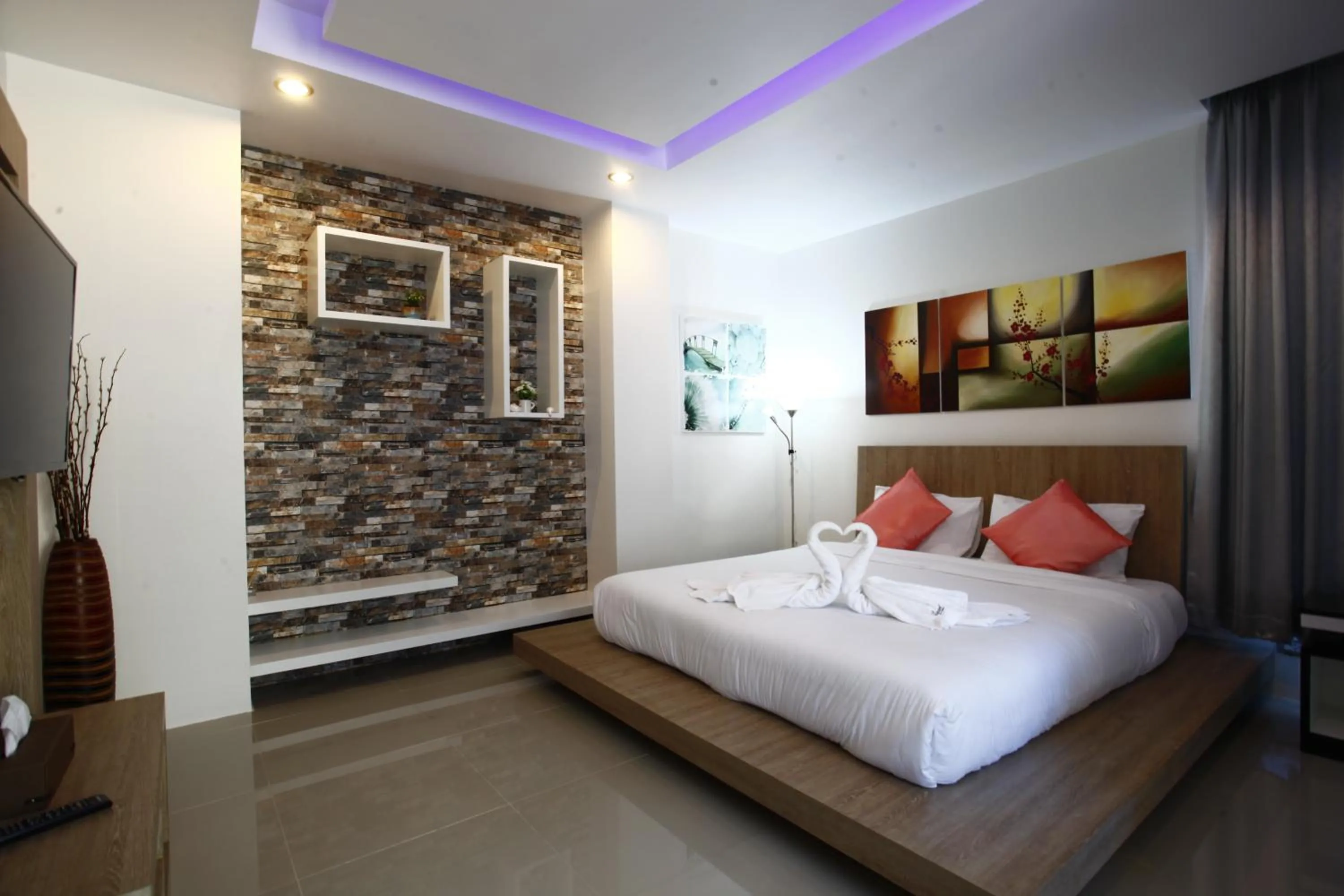 Bed in Buasri By Ohm