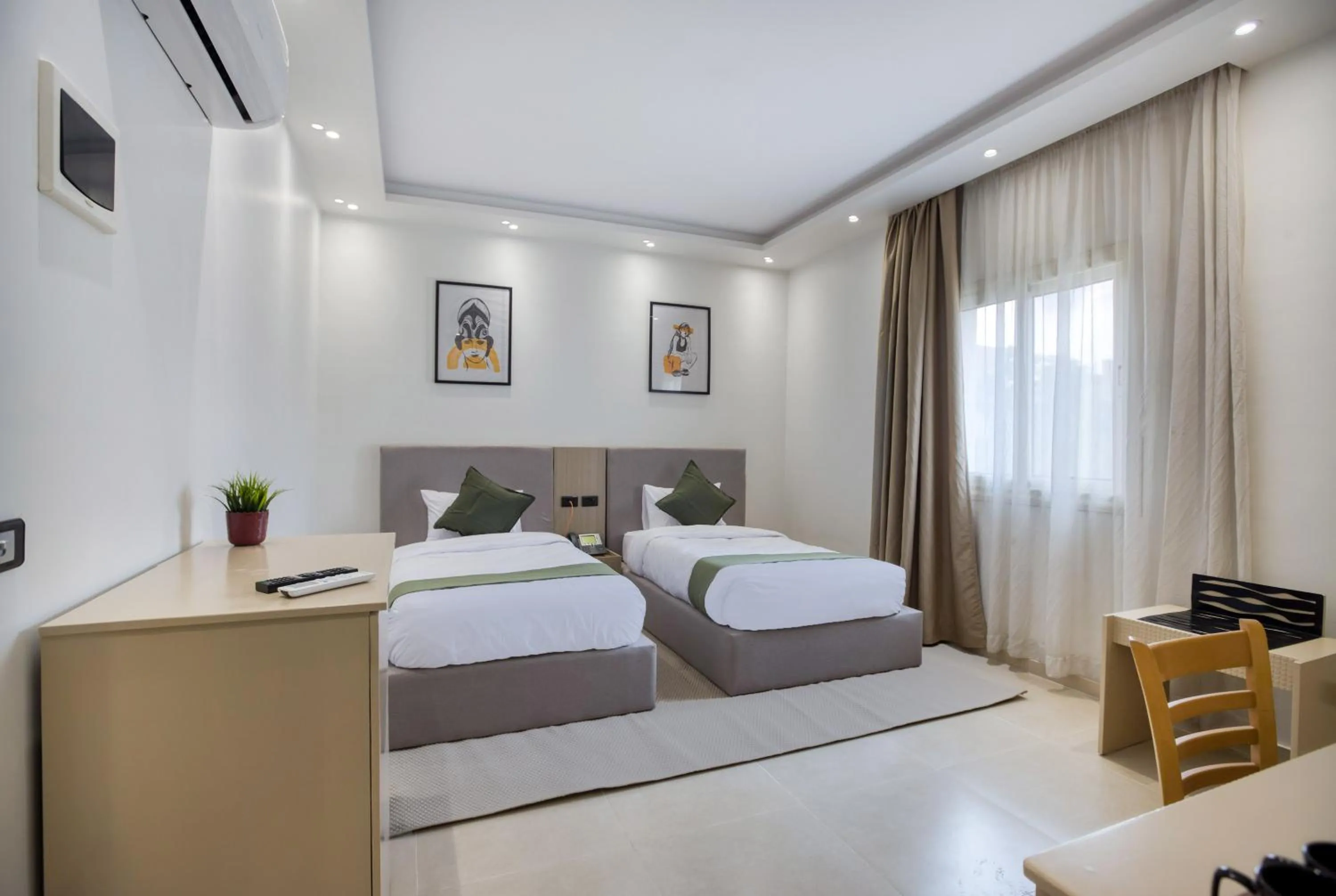 Bed in Seven Stays Zayed