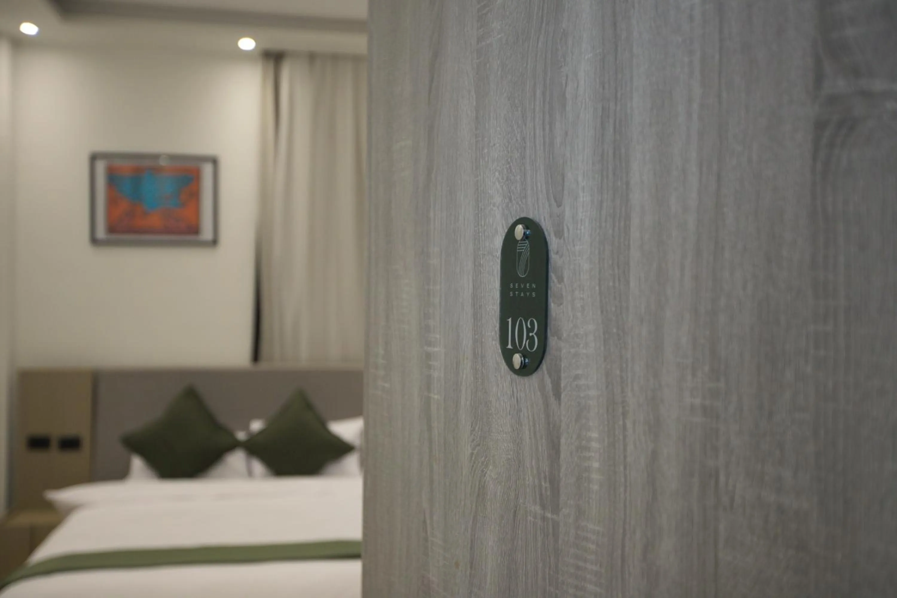 Photo of the whole room, Bed in Seven Stays Zayed