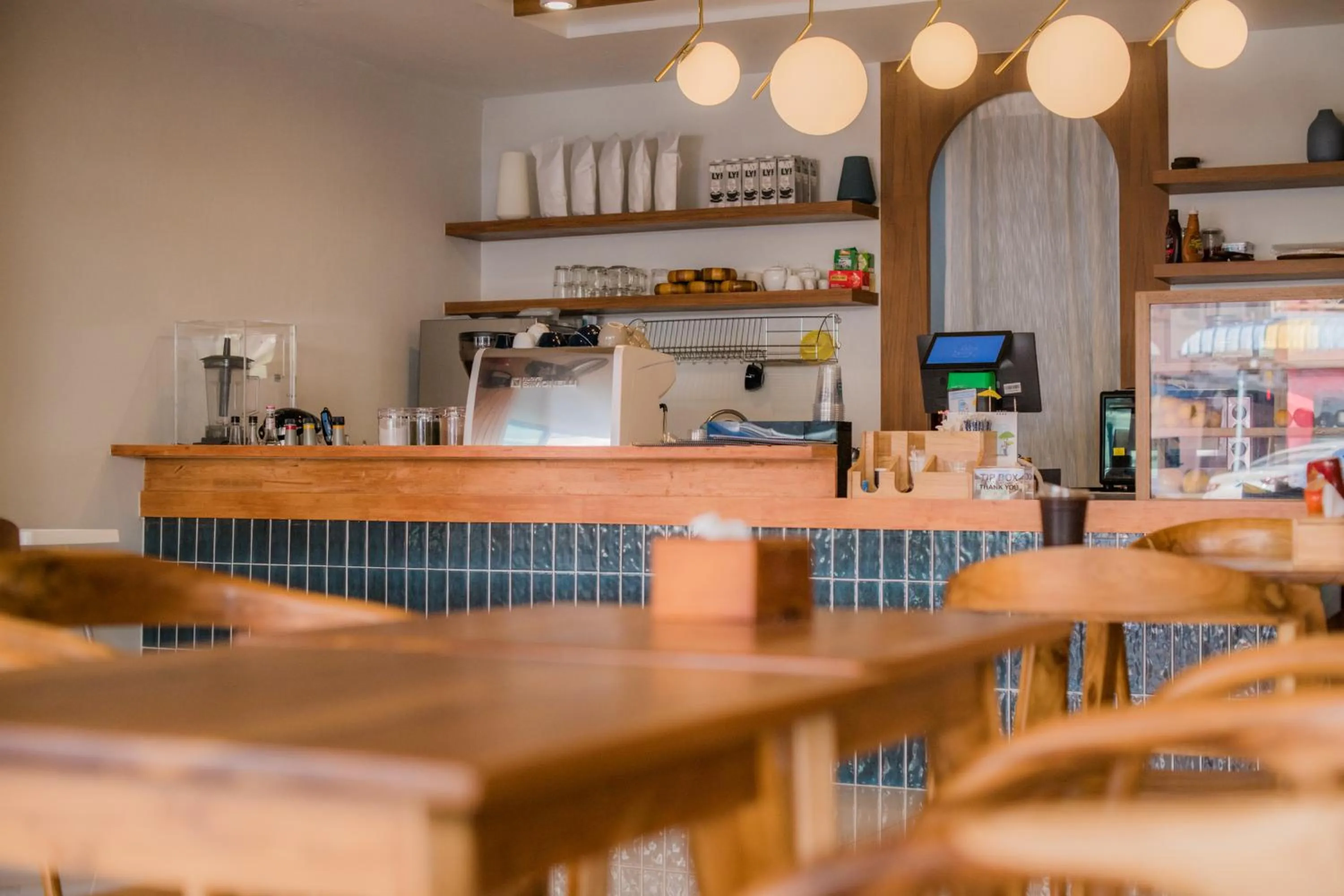 Restaurant/places to eat in Tiya House Rooms & Cafe