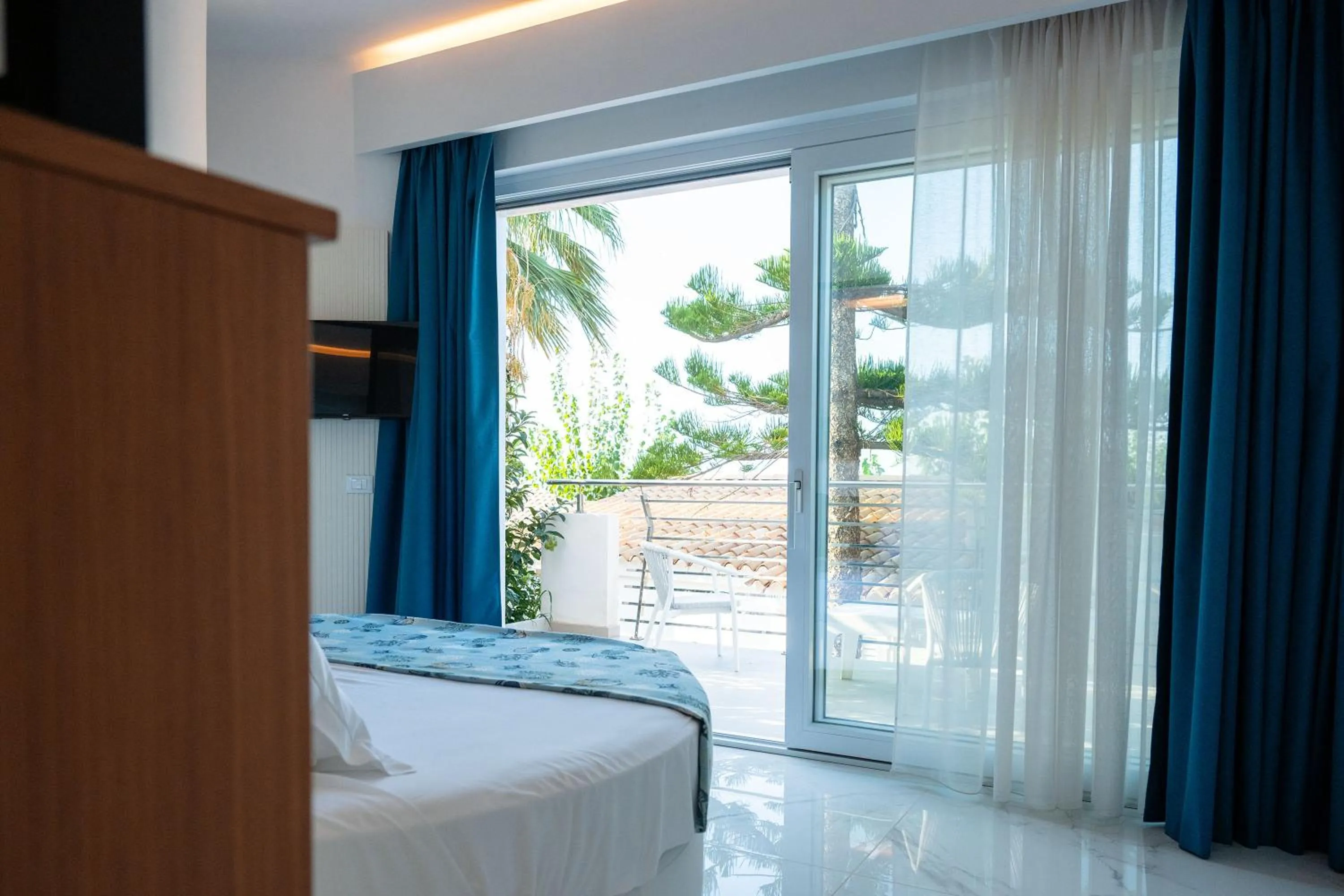 Bed in Hotel Villaggio Stromboli