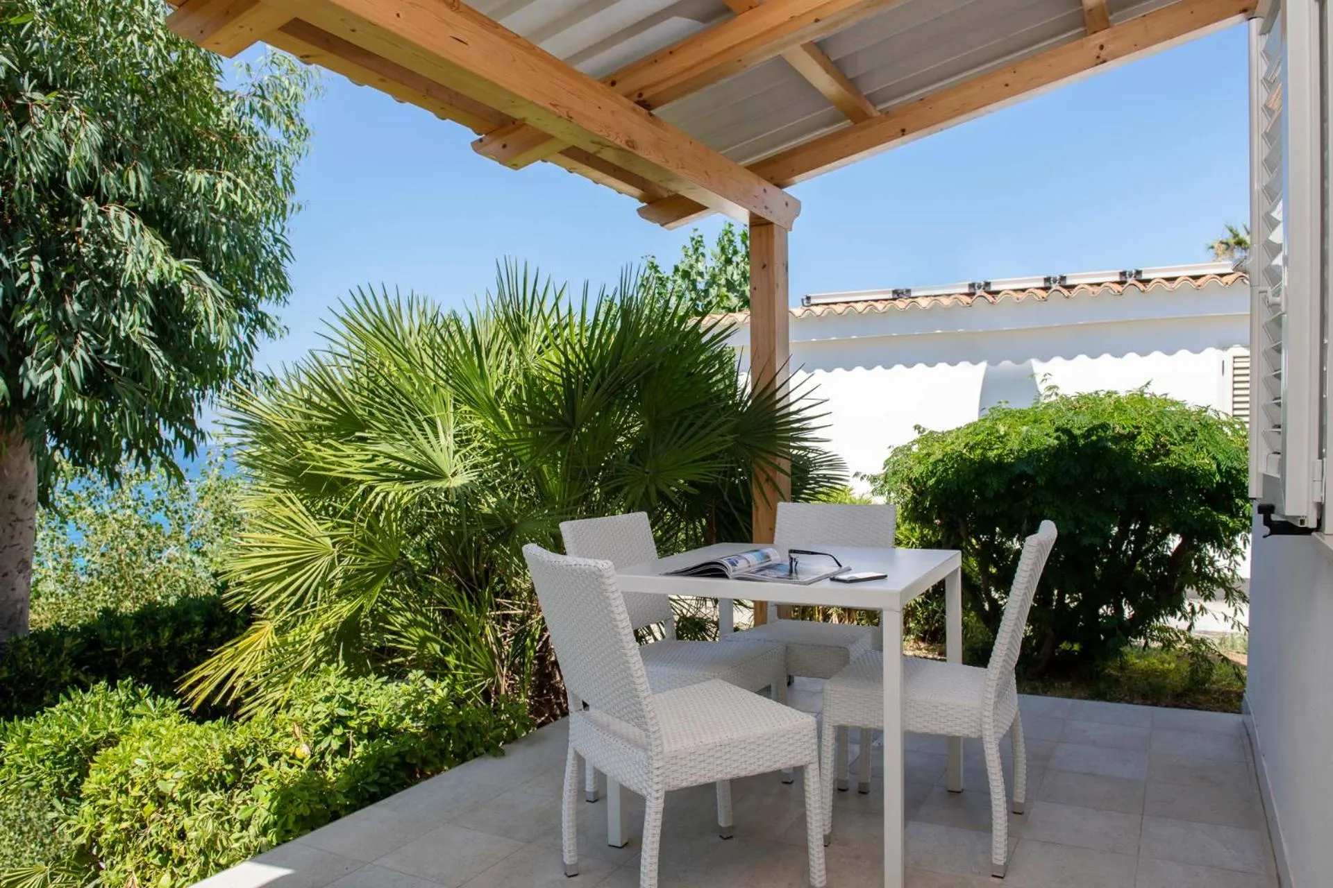Patio in Hotel Villaggio Stromboli
