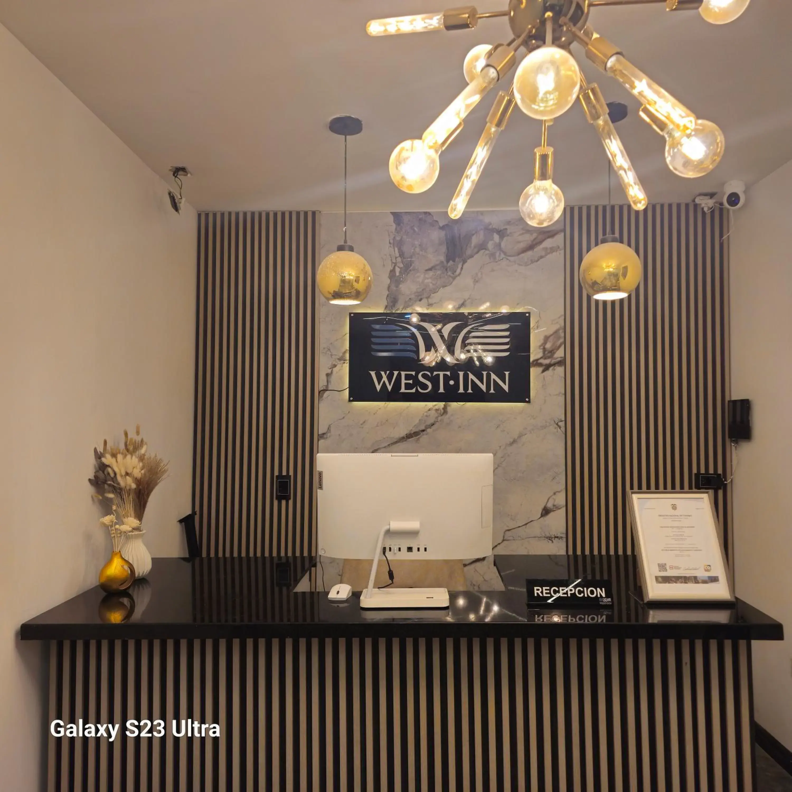 Hotel West Inn Hotel West Inn