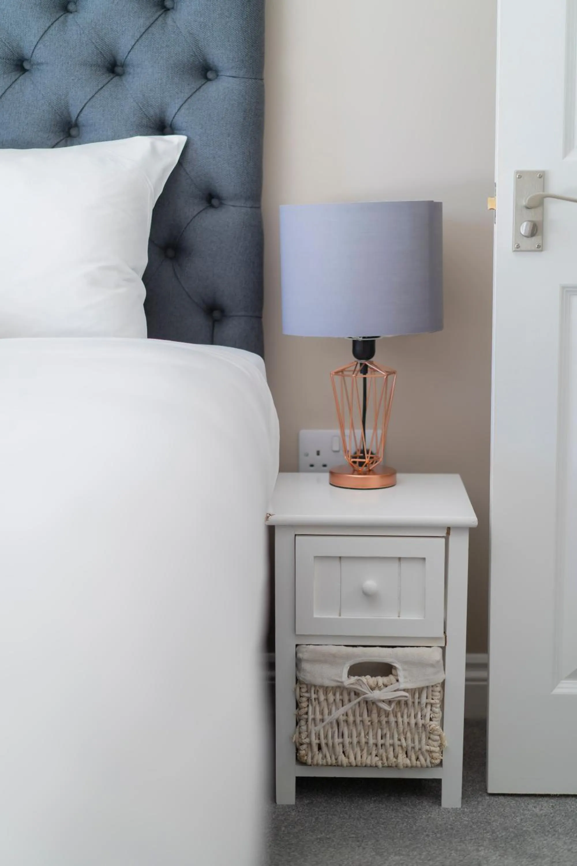 Bedroom, Bed in Peartree Serviced Apartments