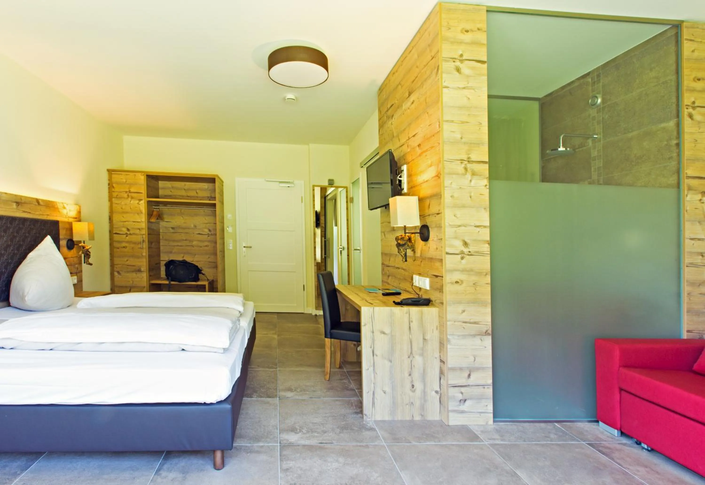 Photo of the whole room, Bed in Landhotel Weihermühle