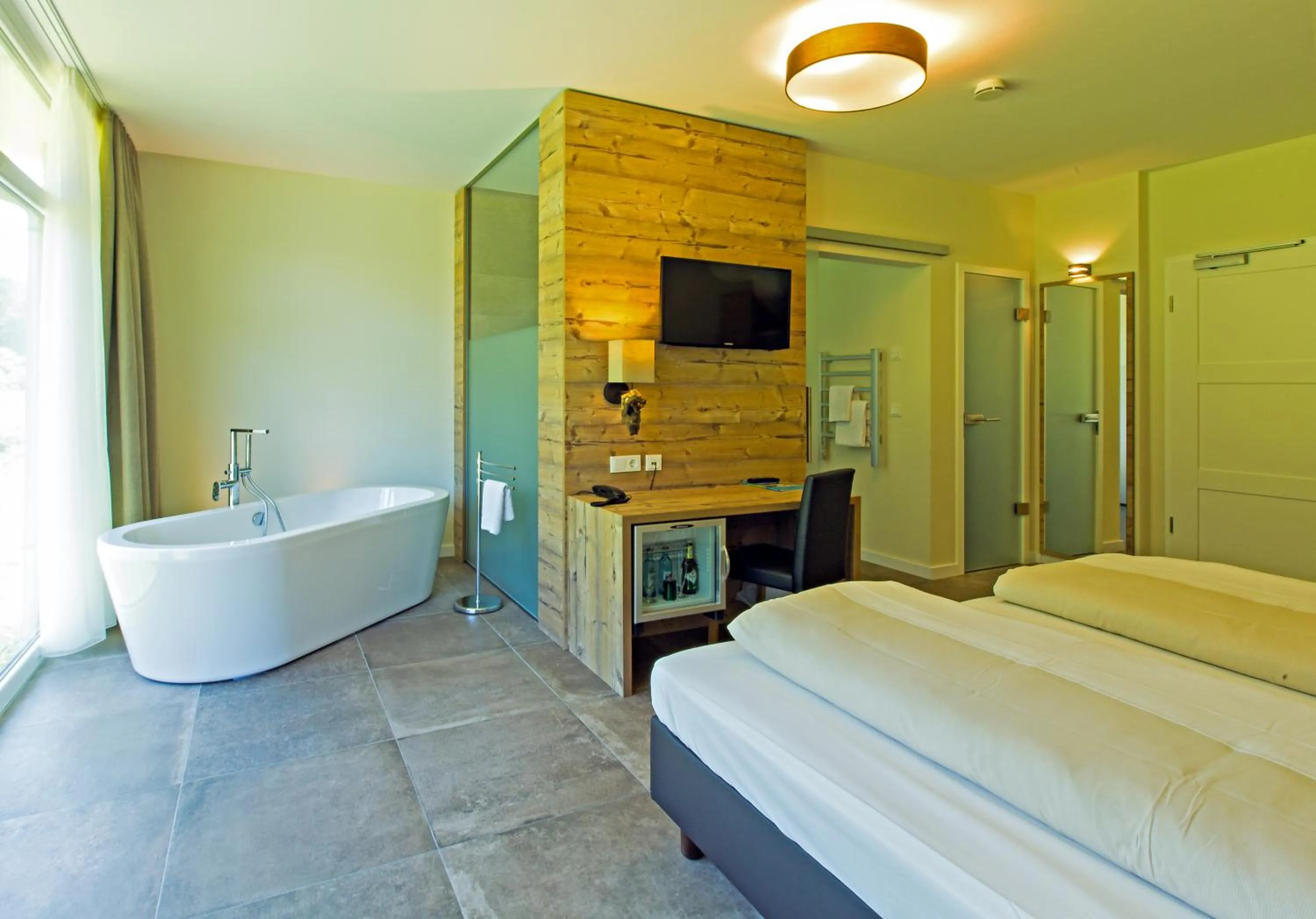 Decorative detail, Bed in Landhotel Weihermühle