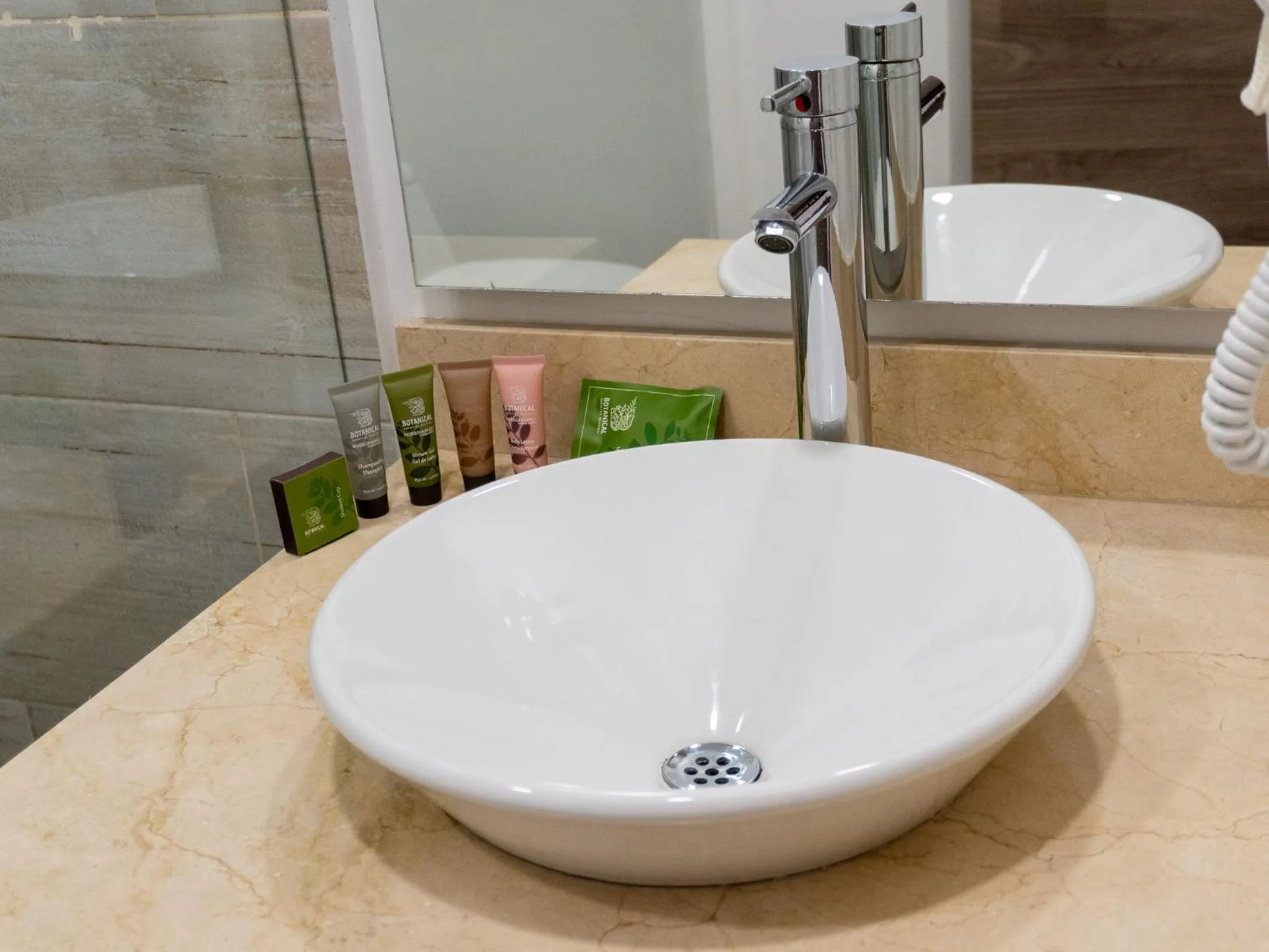 Bathroom in Hotel Molinos Plaza