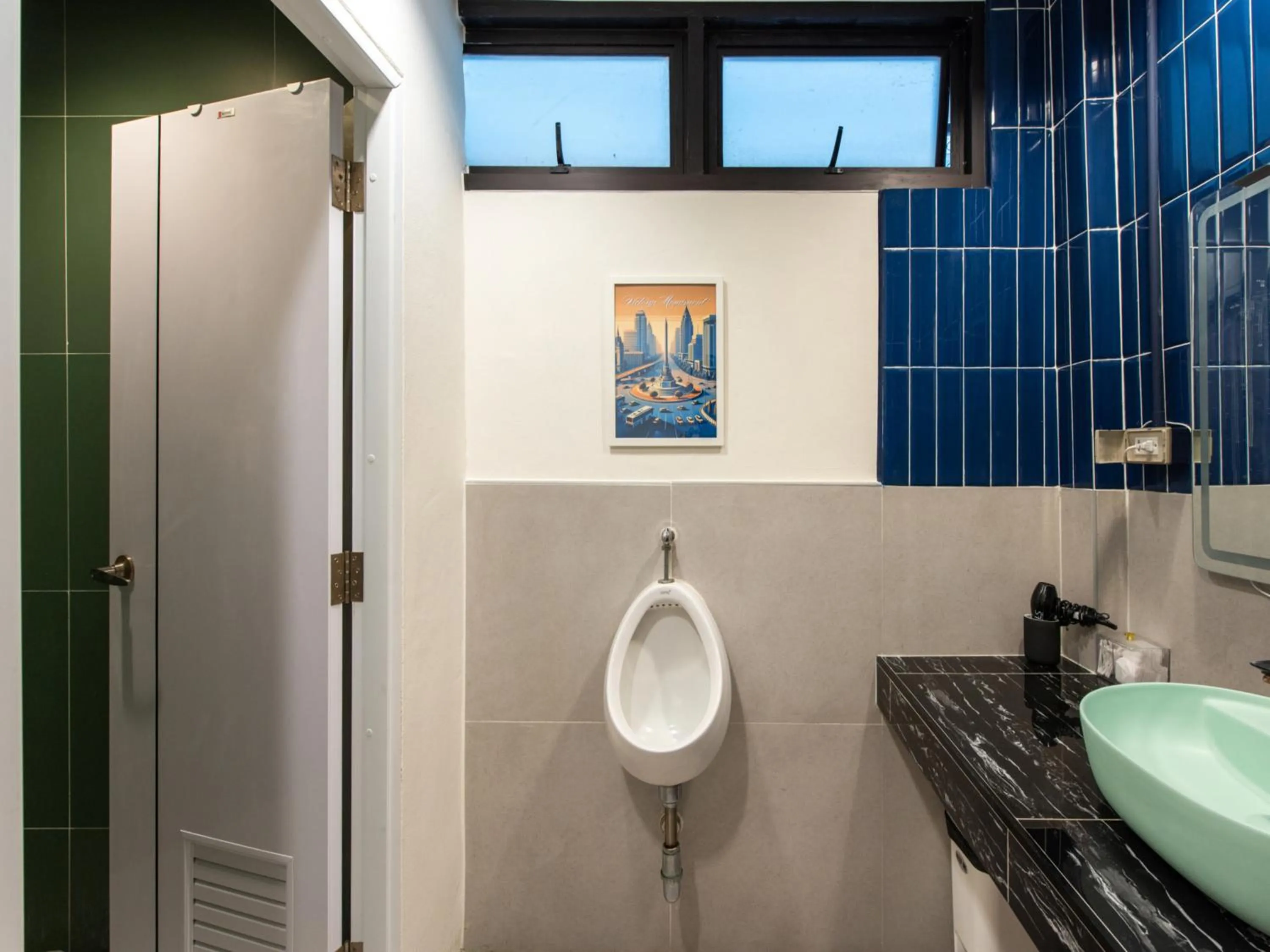 Toilet in The City Yaowarat Hotel