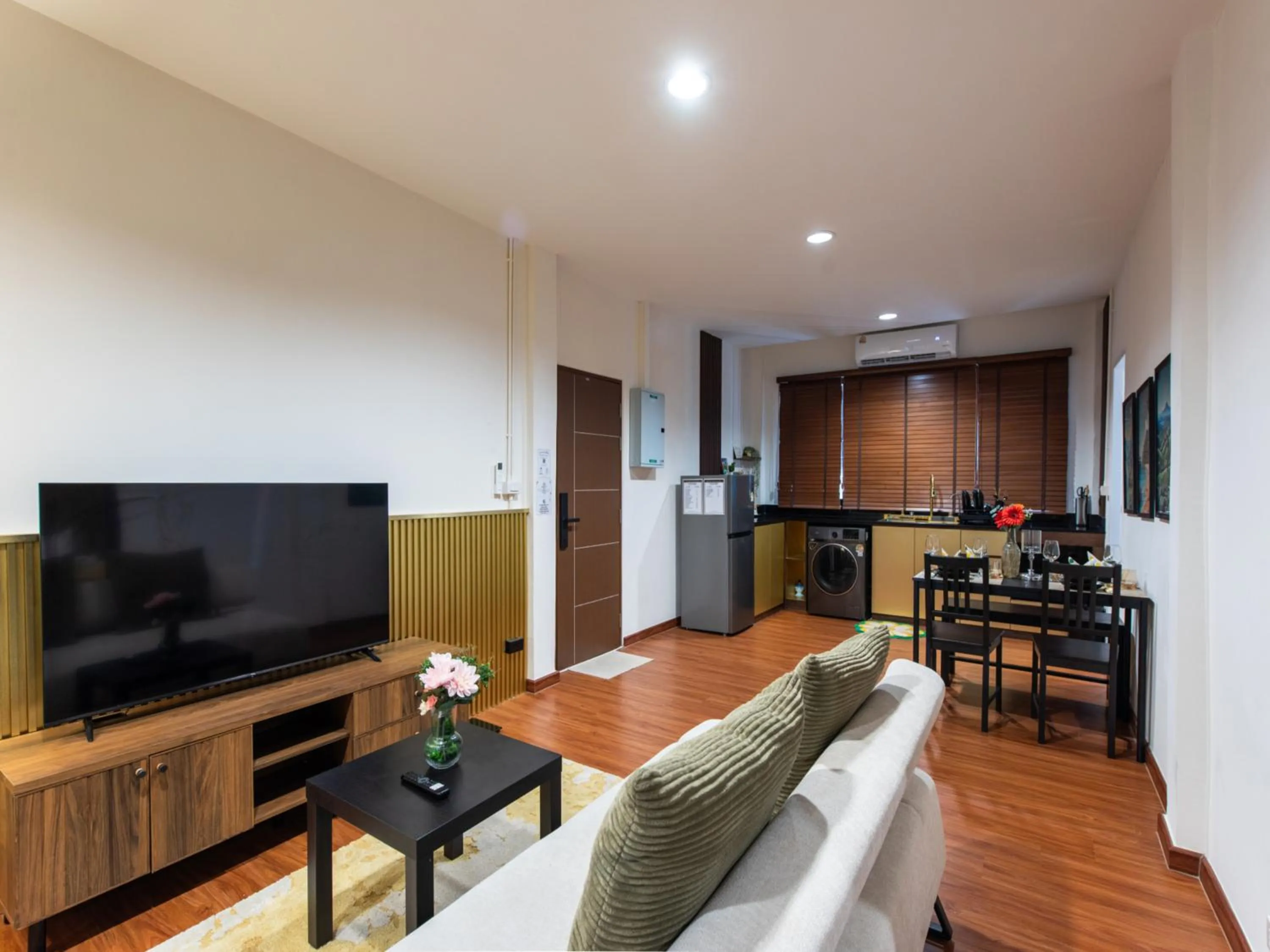 Living room in The City Yaowarat Hotel