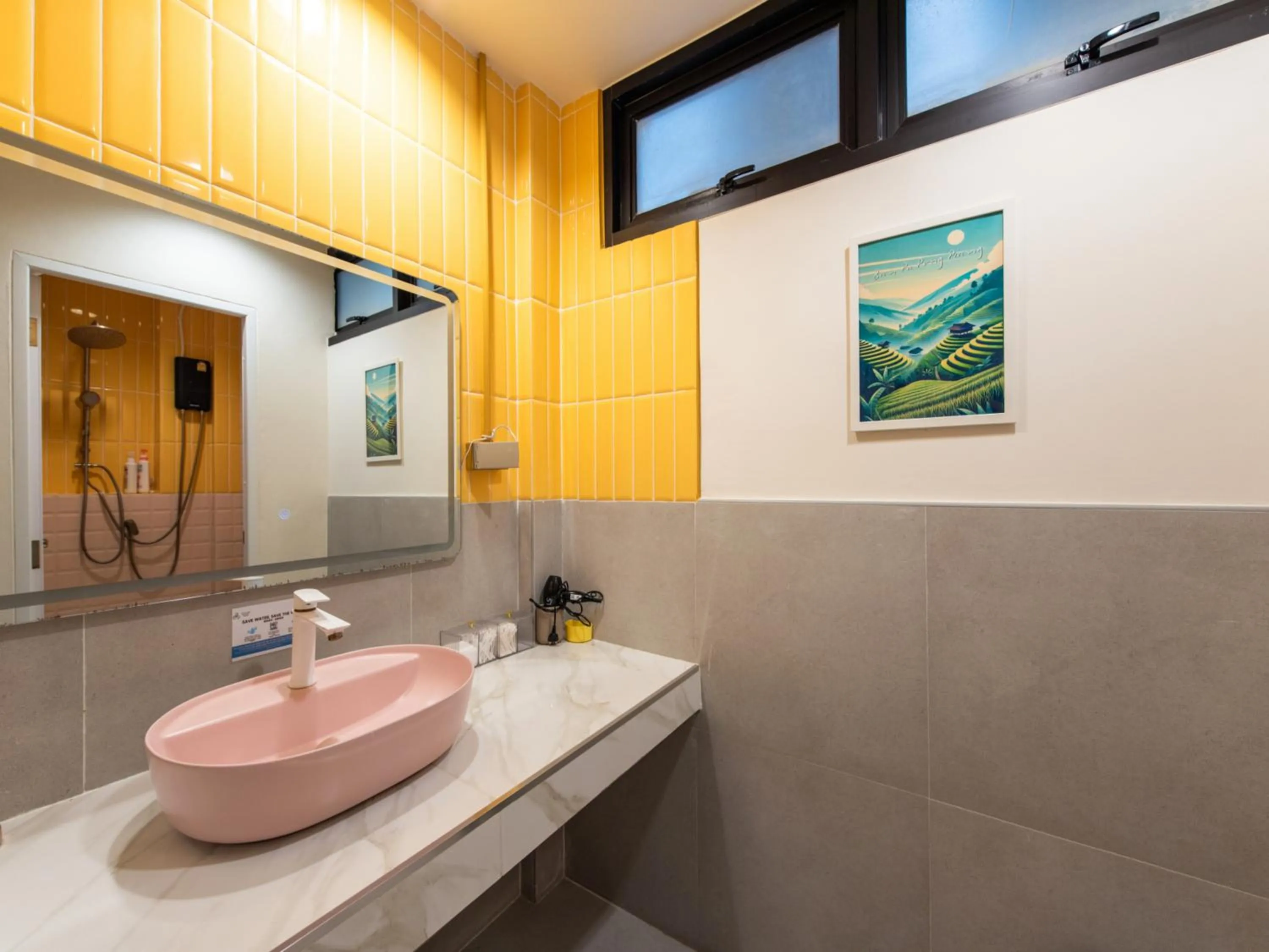 Bathroom in The City Yaowarat Hotel