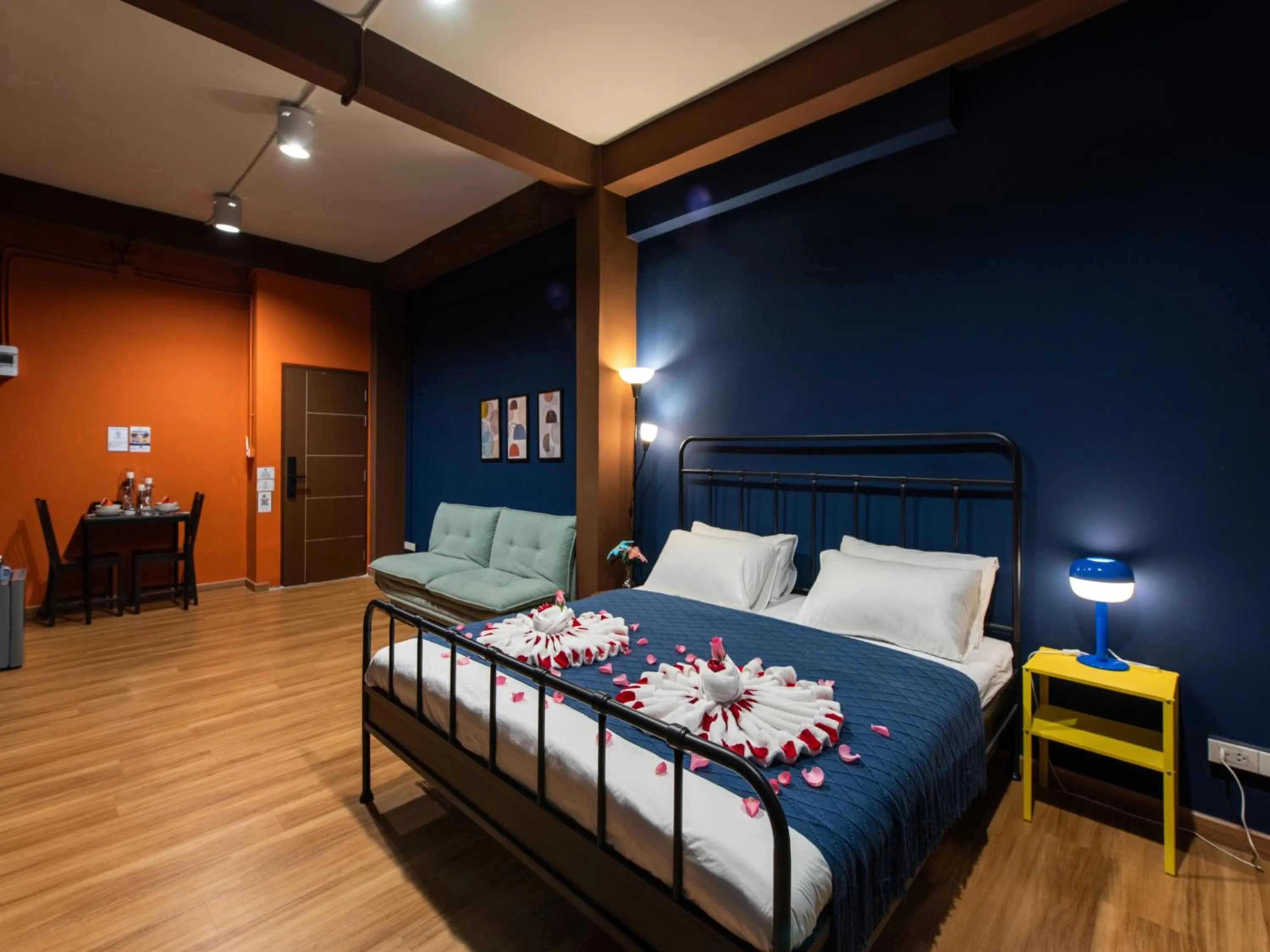 Bed in The City Yaowarat Hotel