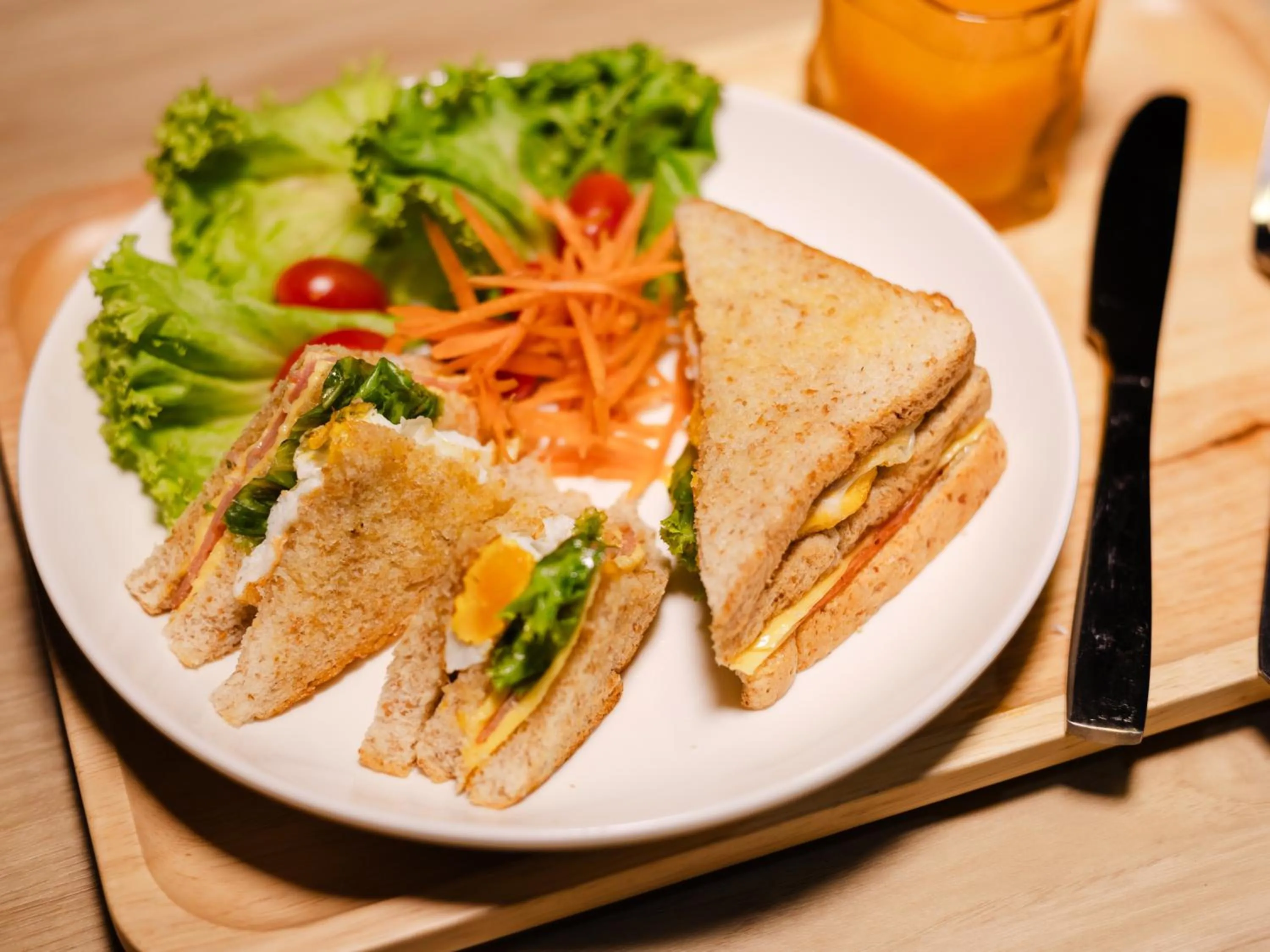 Breakfast in The City Yaowarat Hotel