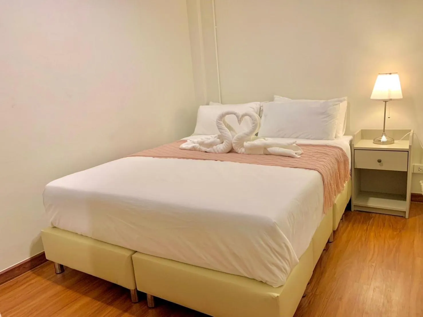 Bedroom, Bed in The City Yaowarat Hotel