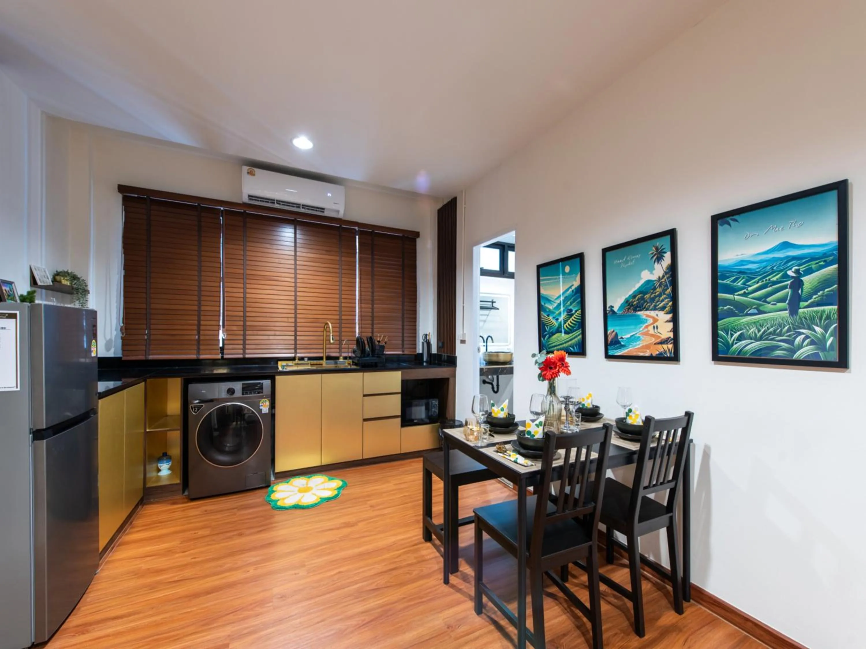 Kitchen or kitchenette in The City Yaowarat Hotel