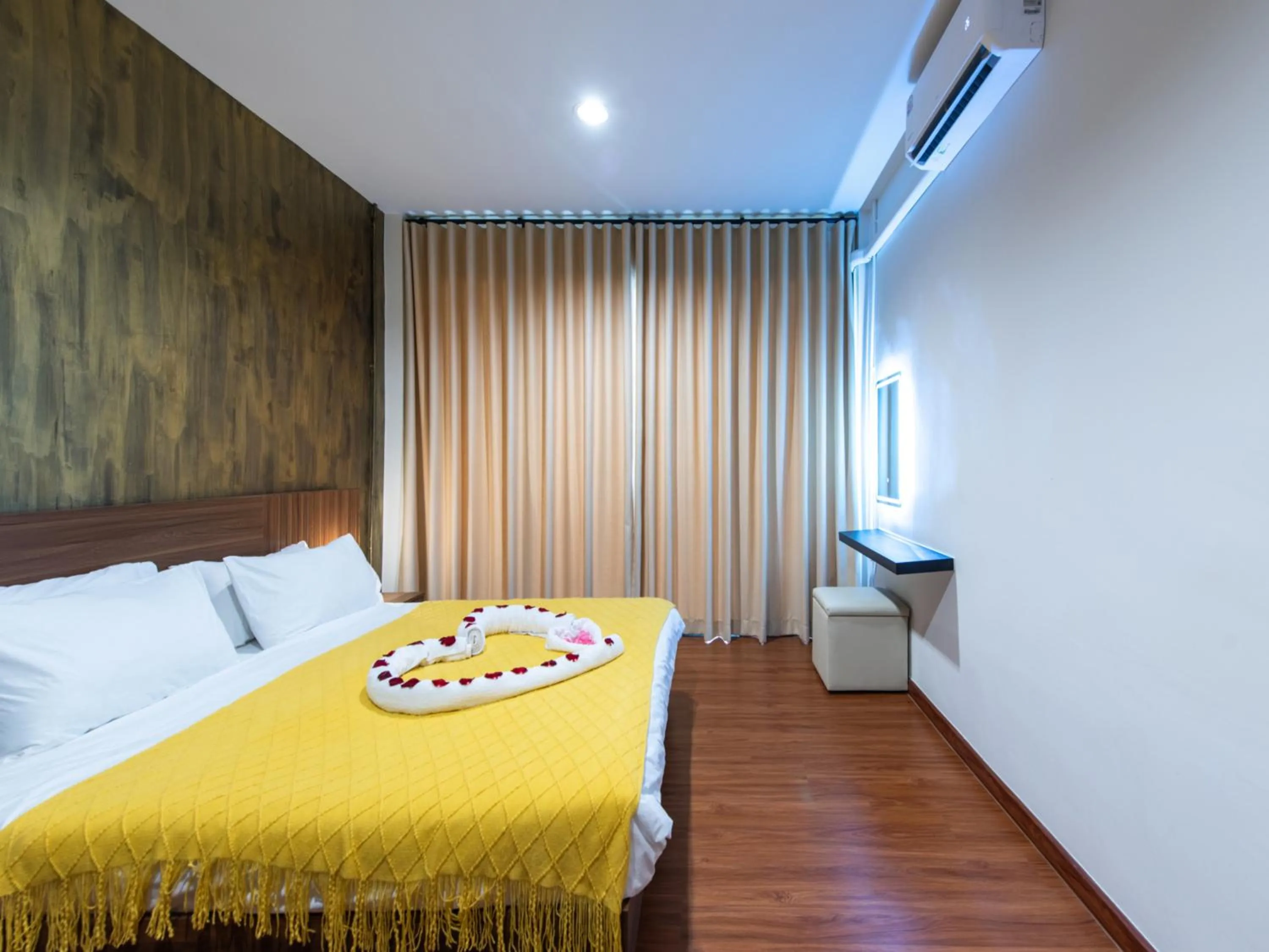 Bed in The City Yaowarat Hotel