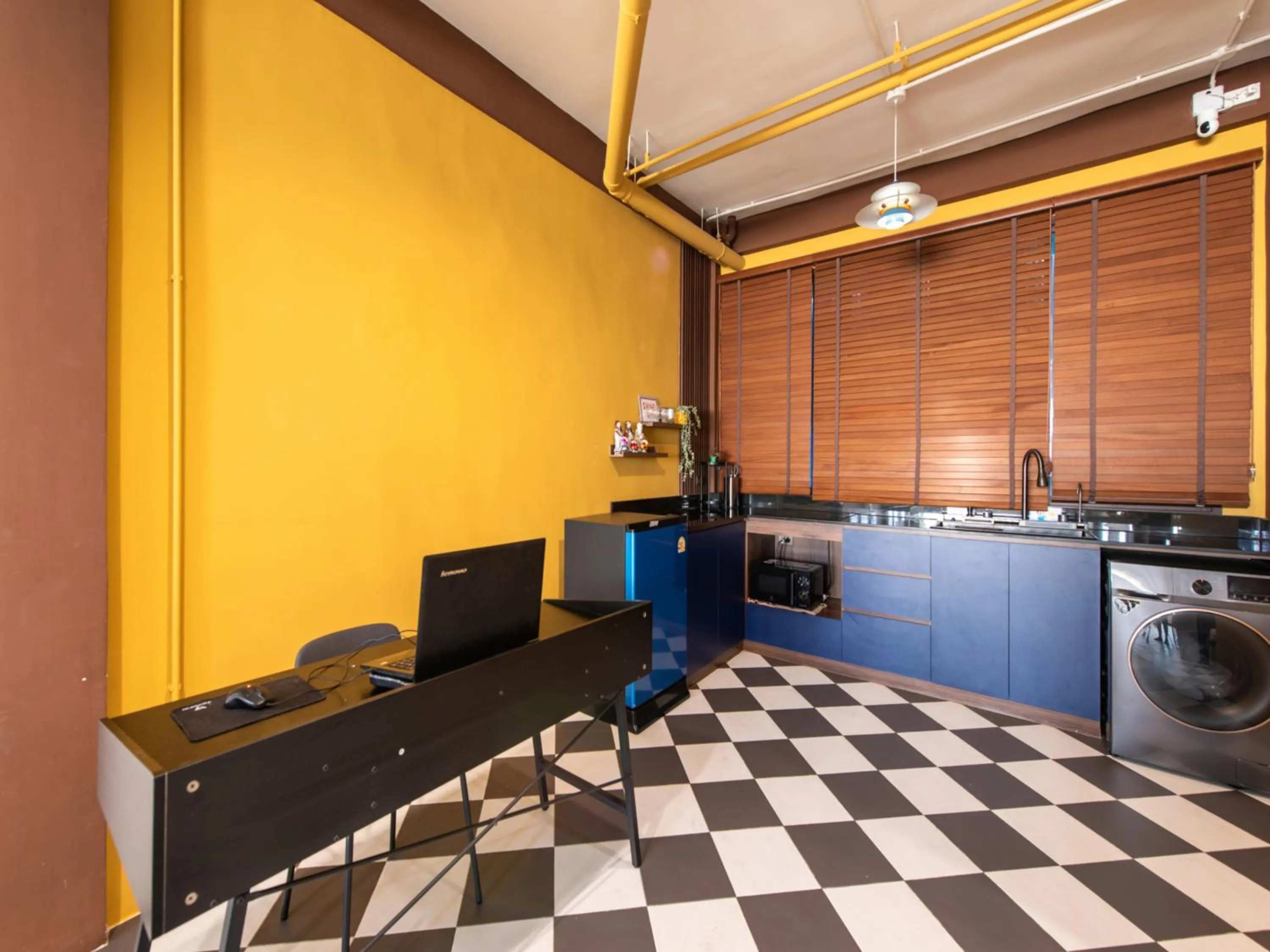 washing machine in The City Yaowarat Hotel