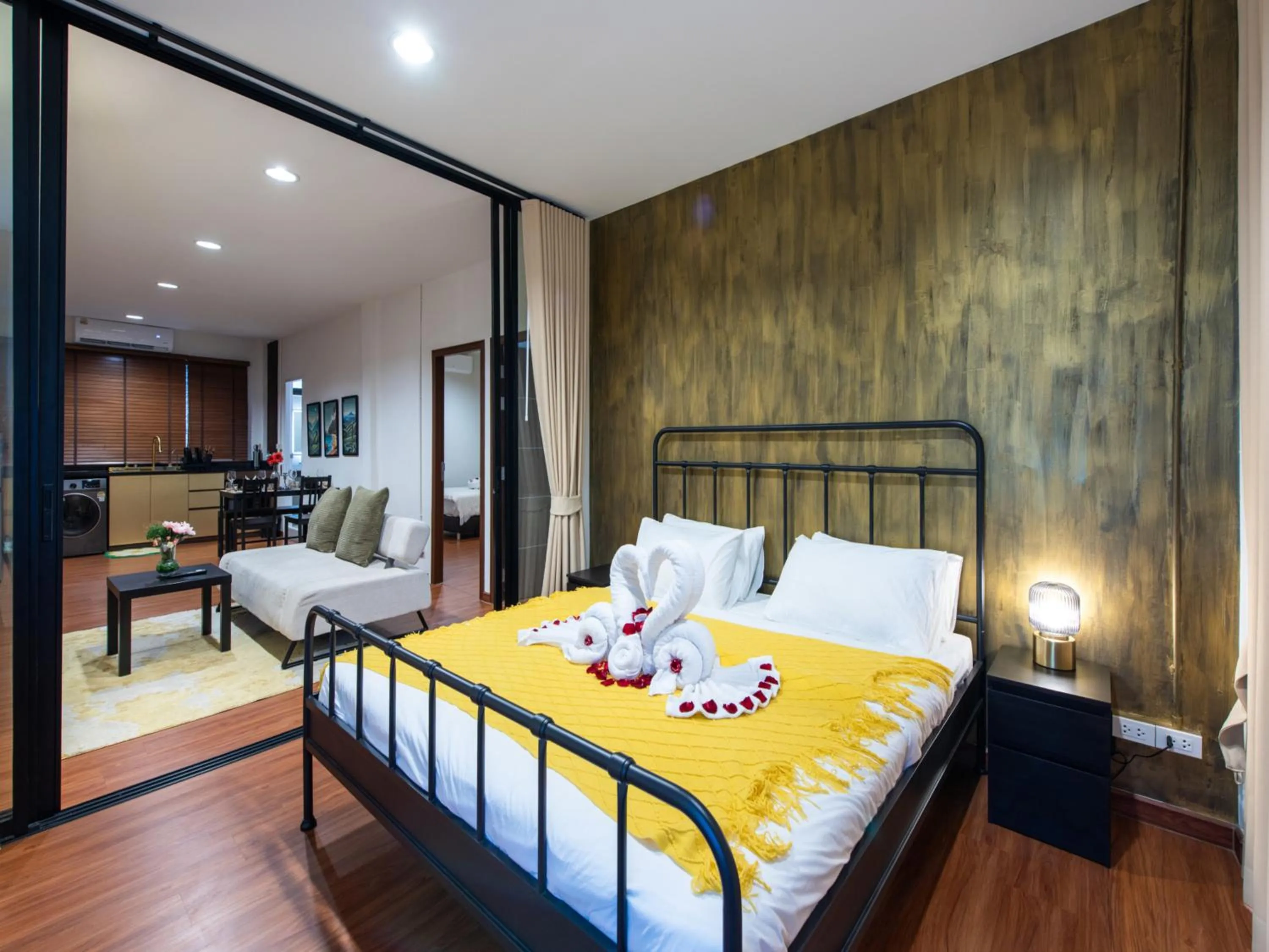 Bed in The City Yaowarat Hotel