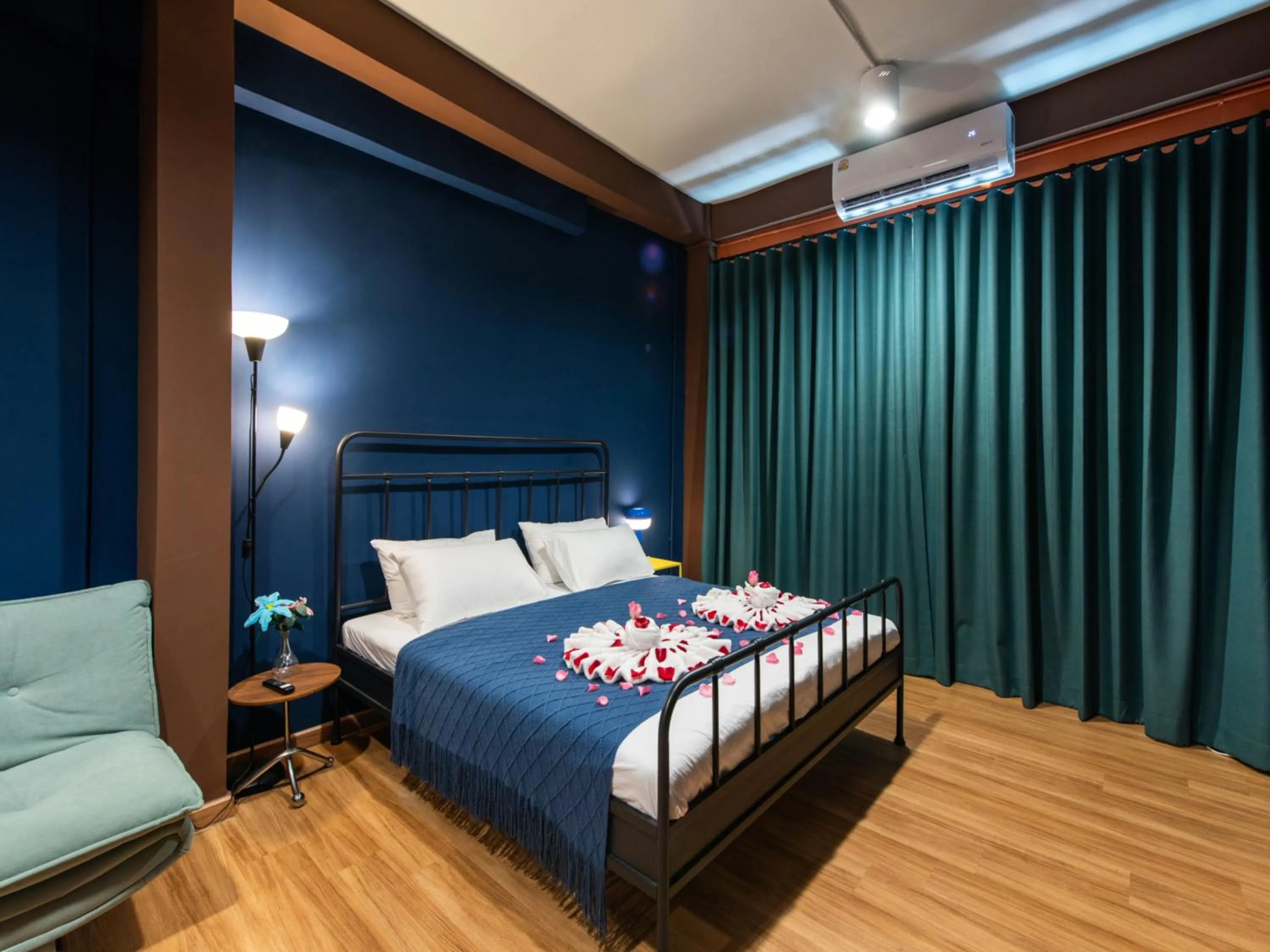 Bed in The City Yaowarat Hotel