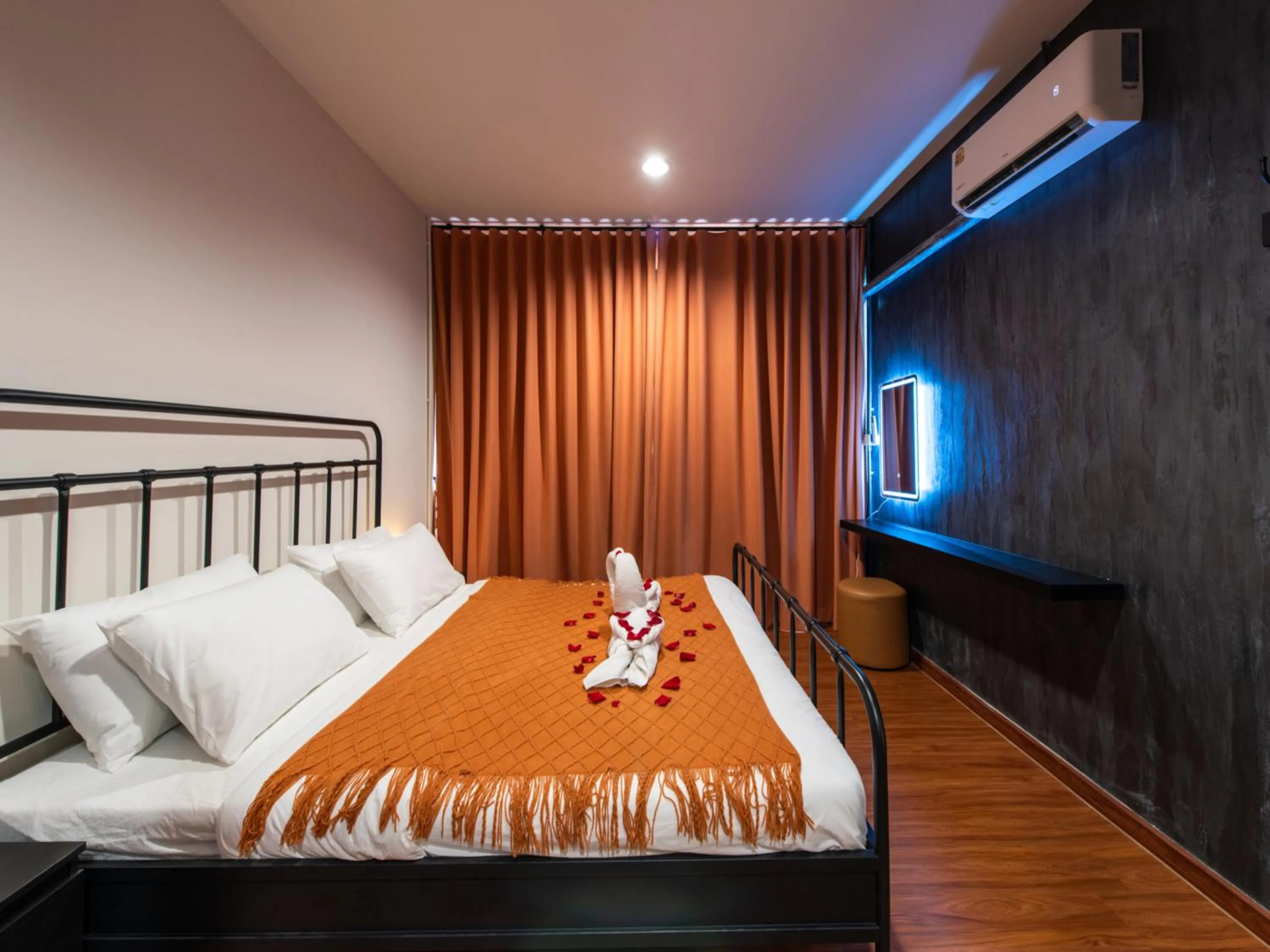 Bed in The City Yaowarat Hotel