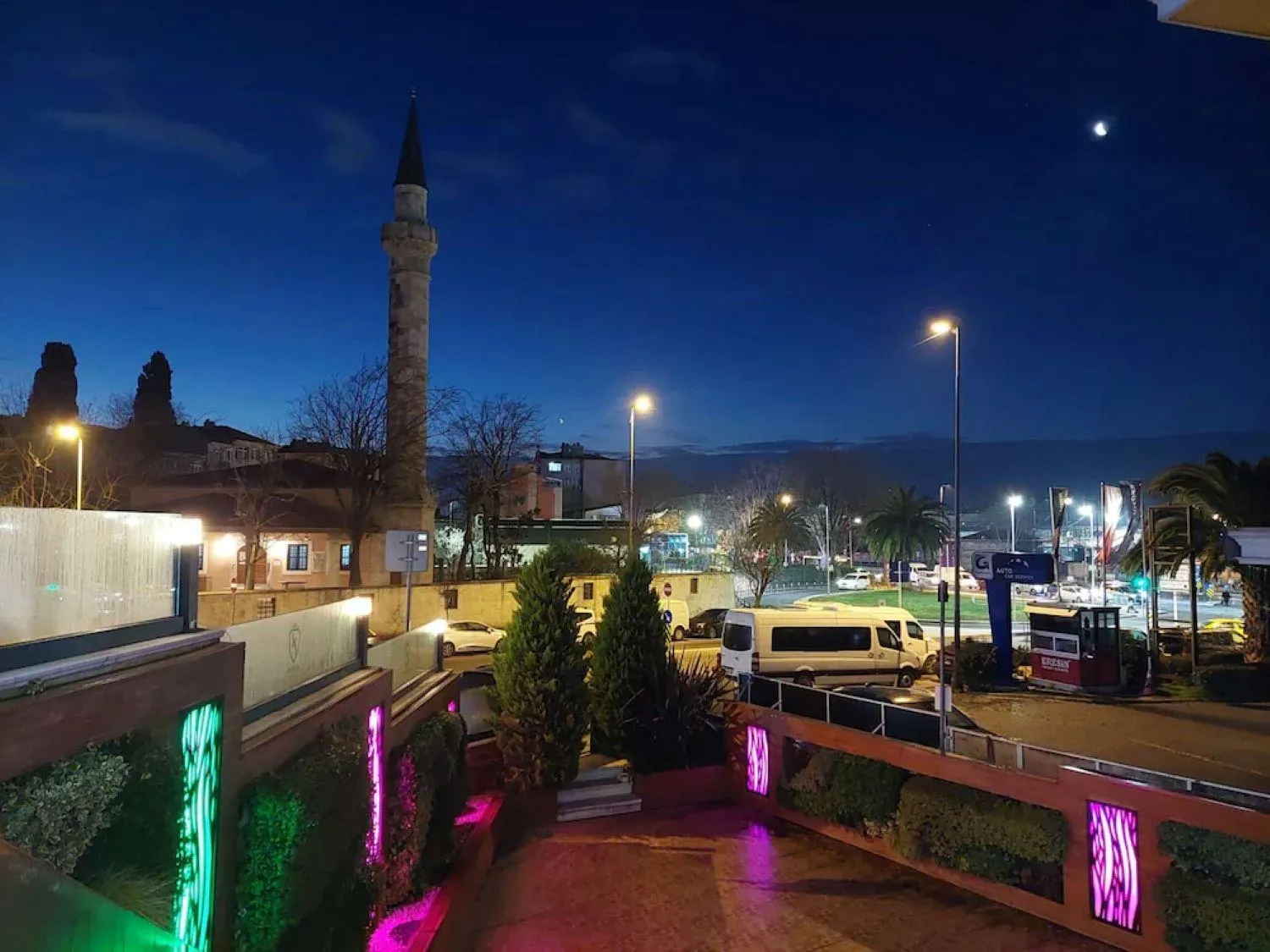 Property building in Hanna Hotel