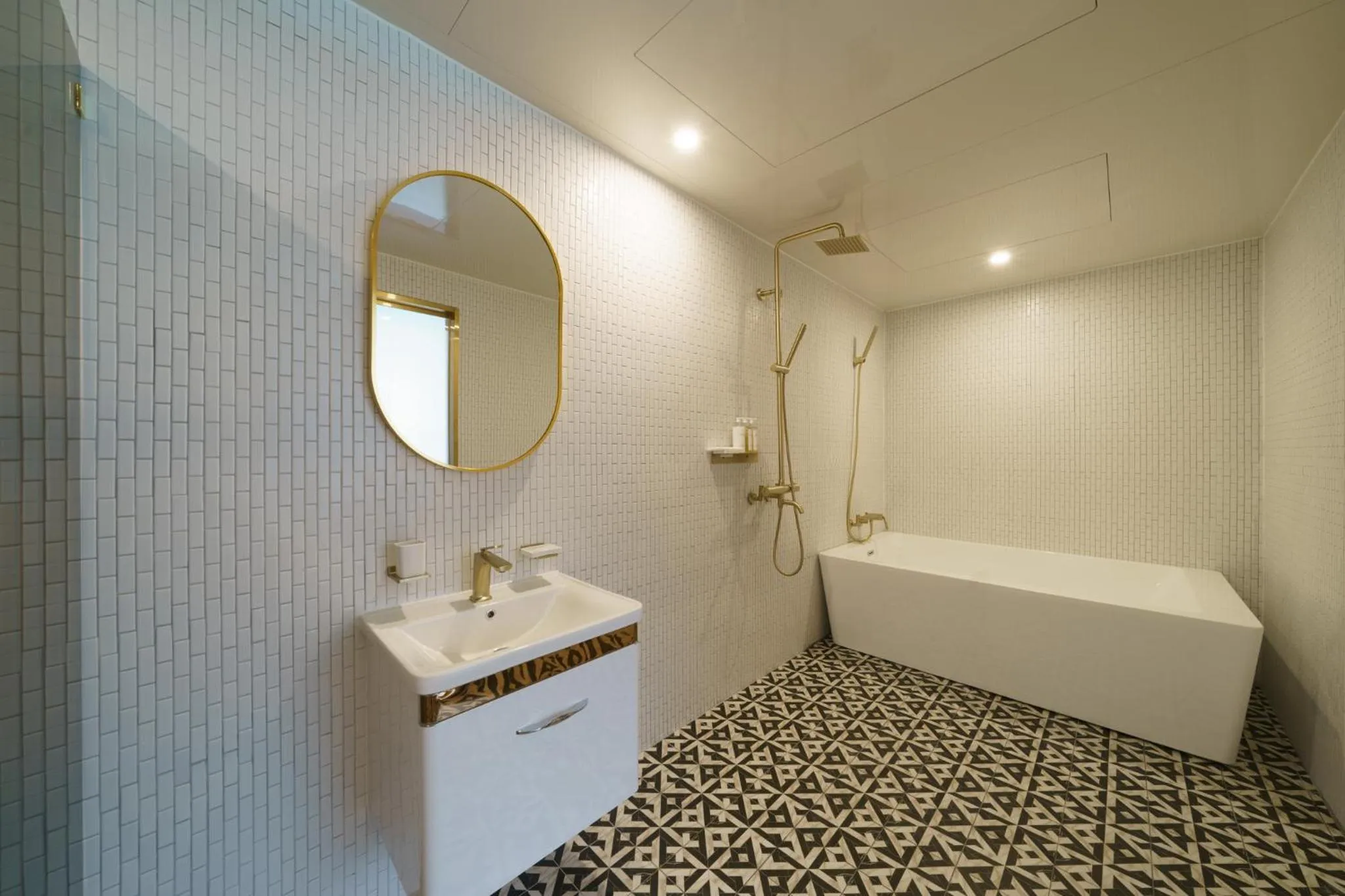 Bed in Busan H Avenue Jeonggwan Branch