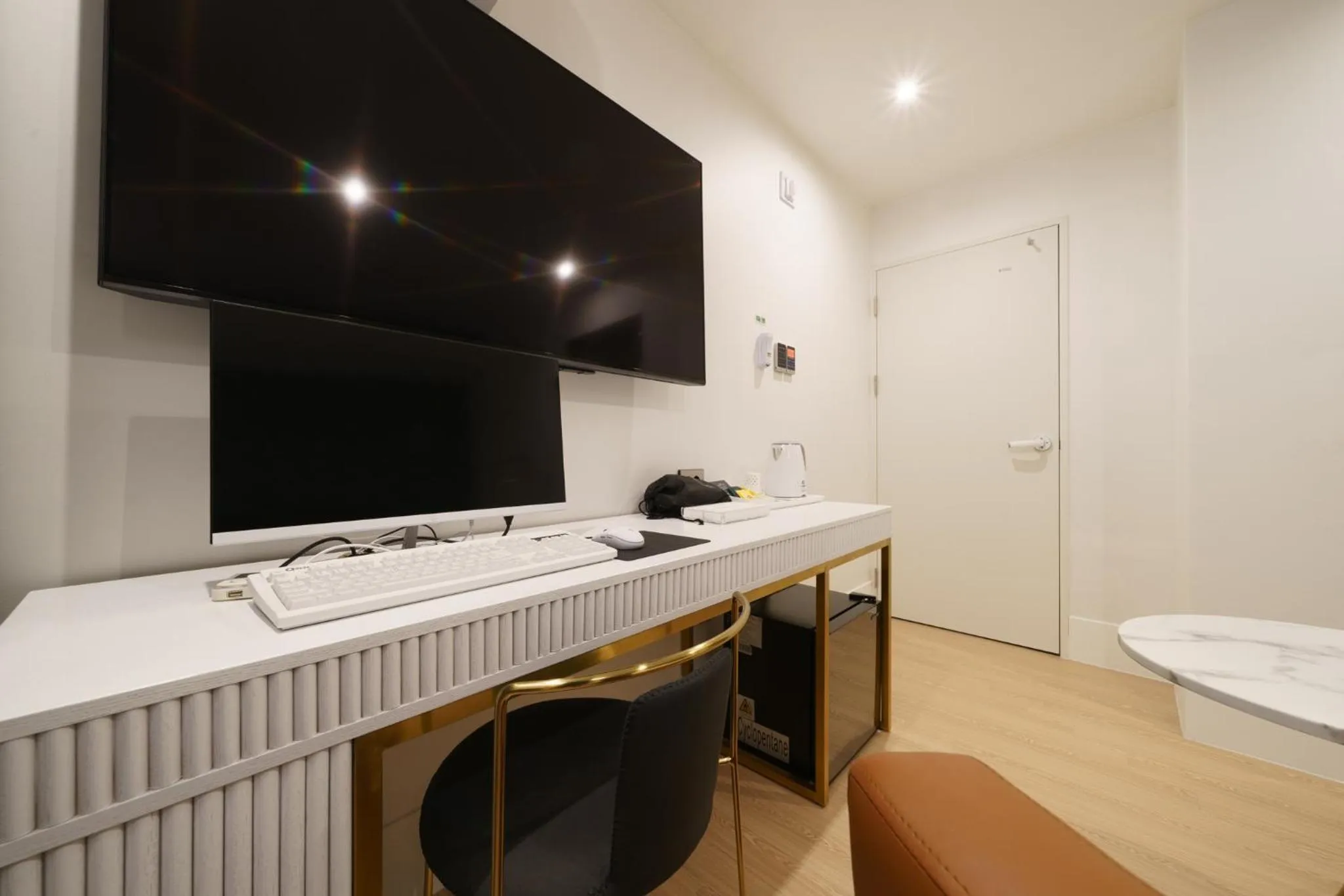 TV and multimedia in Busan H Avenue Jeonggwan Branch