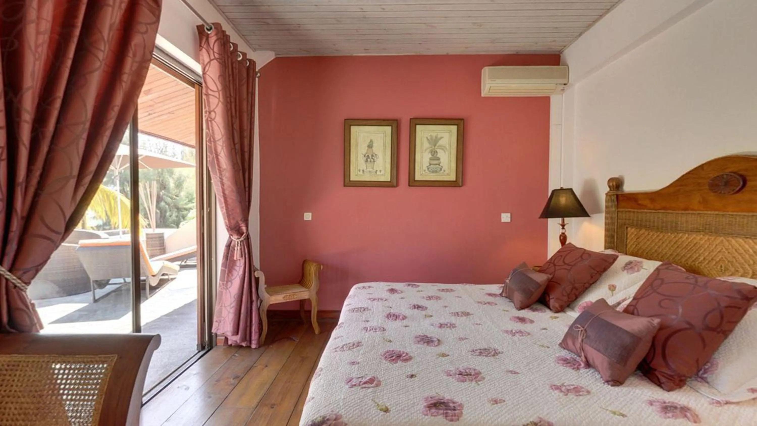 Bed in Maison Mucuna