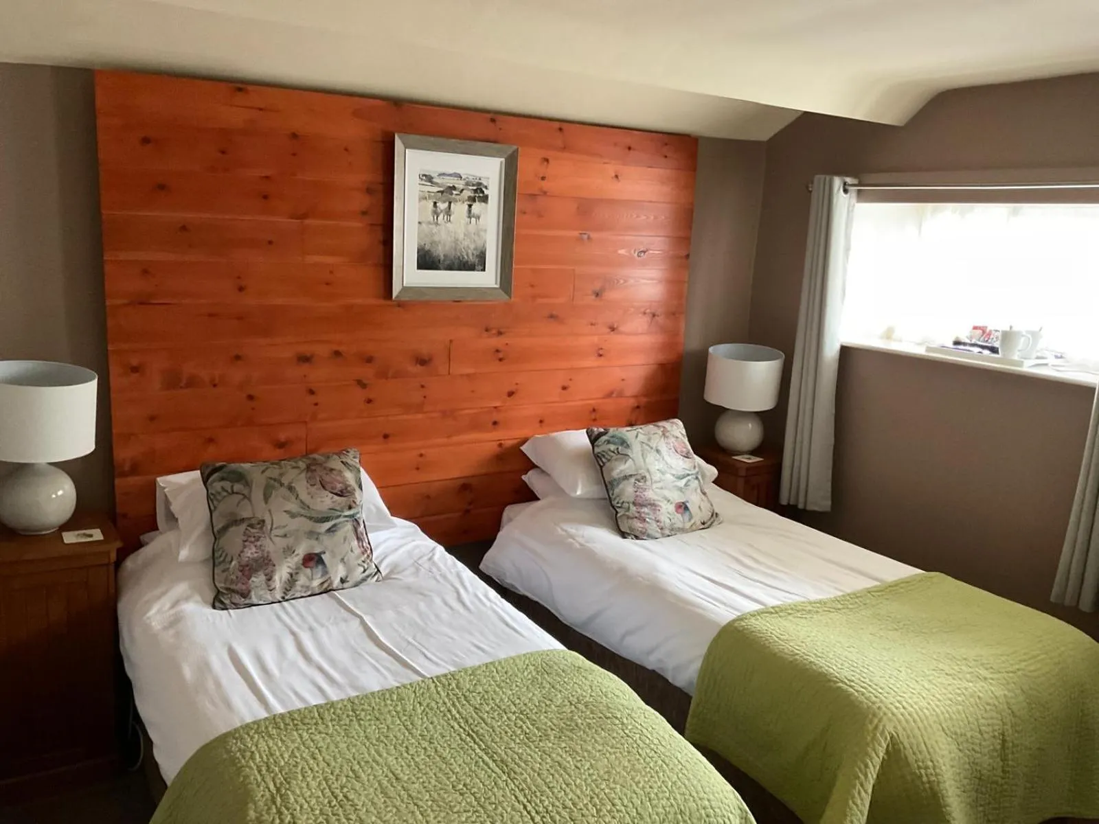 Bedroom, Bed in OYO Cocketts Hotel