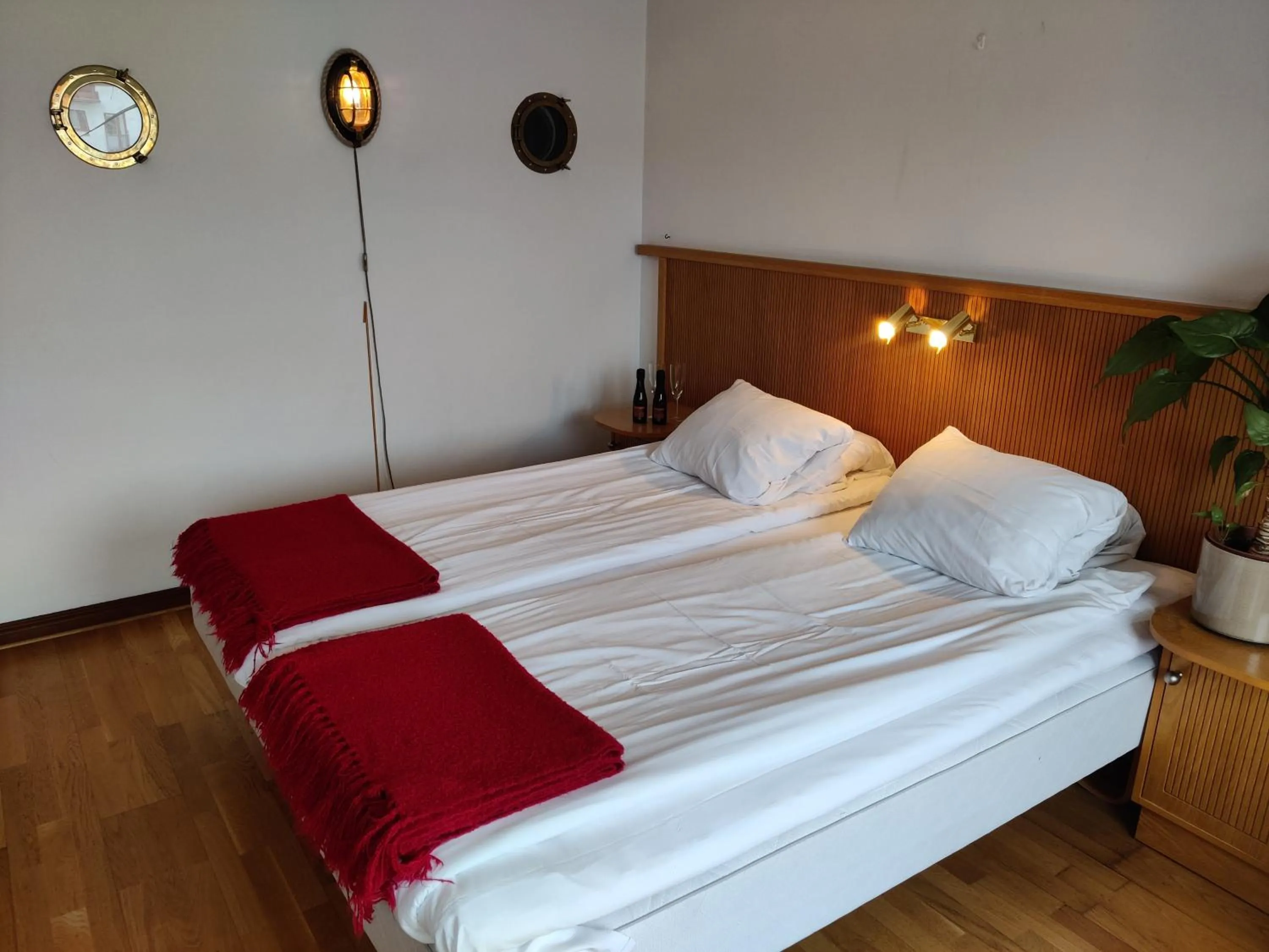 Bedroom in Hotell City