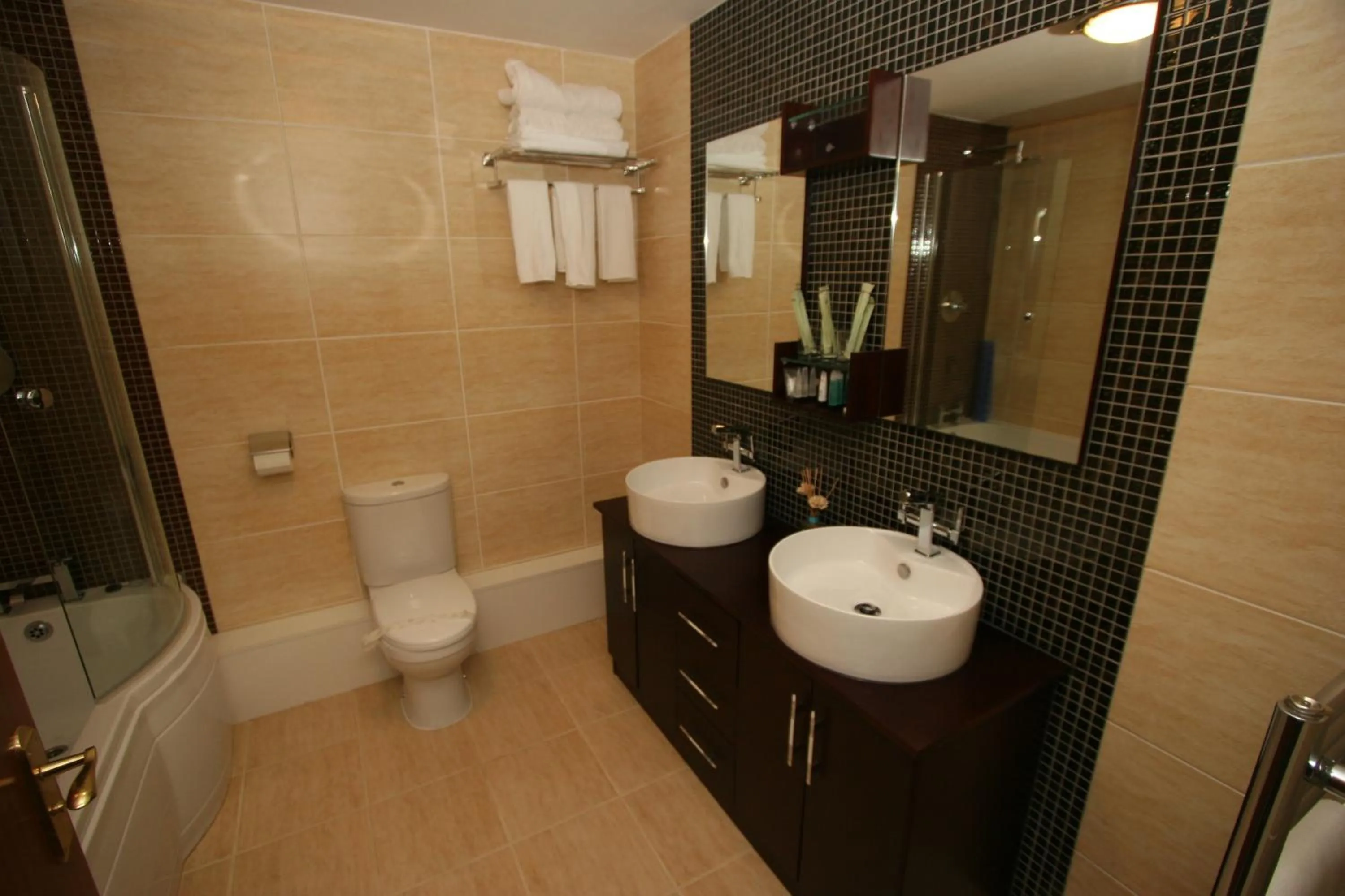 Bathroom in The Plough Inn