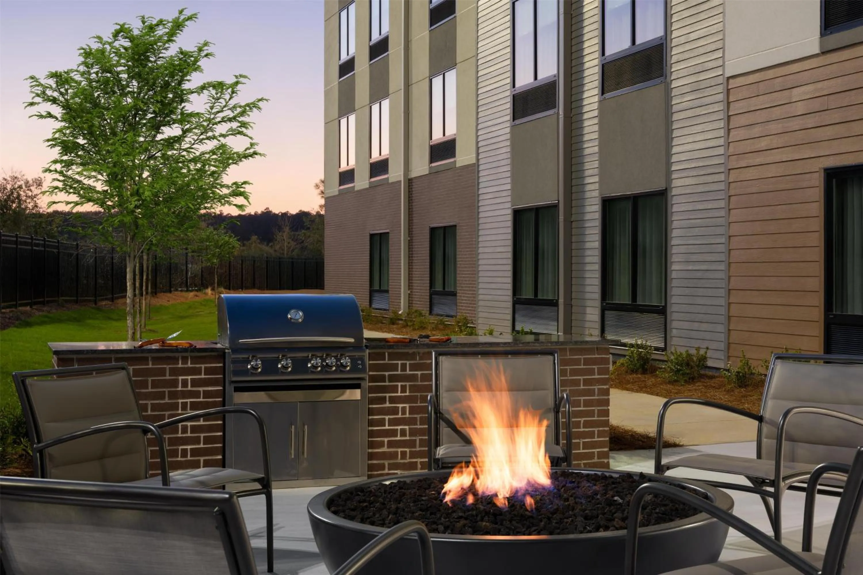 Patio in Hyatt Studios Mobile/Tillmans Corner