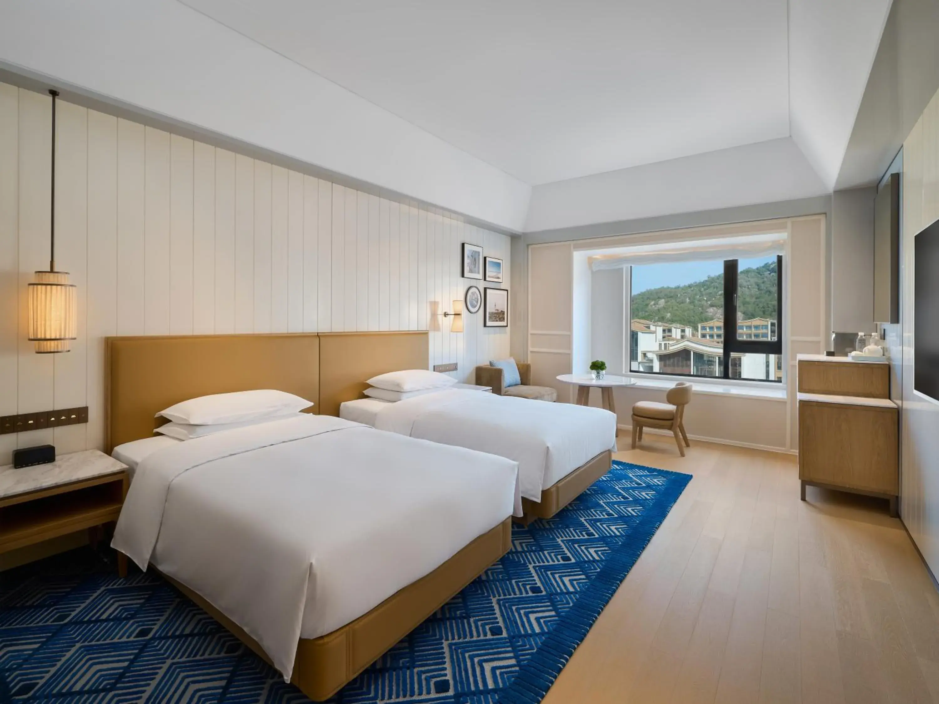 Double Room with Two Single Beds and Mountain View in Hyatt Centric Ocean Front Xiamen Double Room with Two Single Beds and Mountain View in Hyatt Centric Ocean Front Xiamen