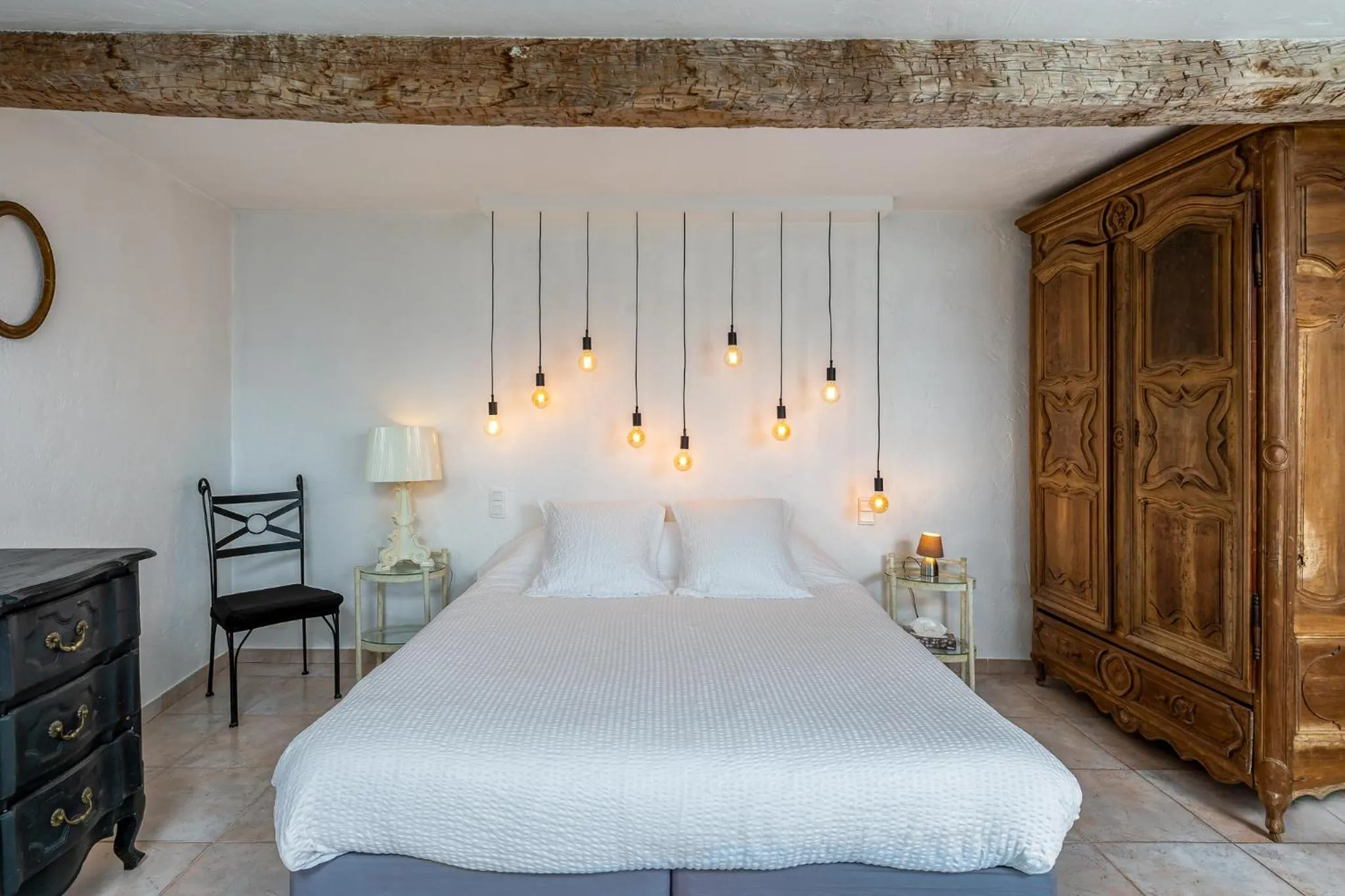 Bed in Maison Carles BnB