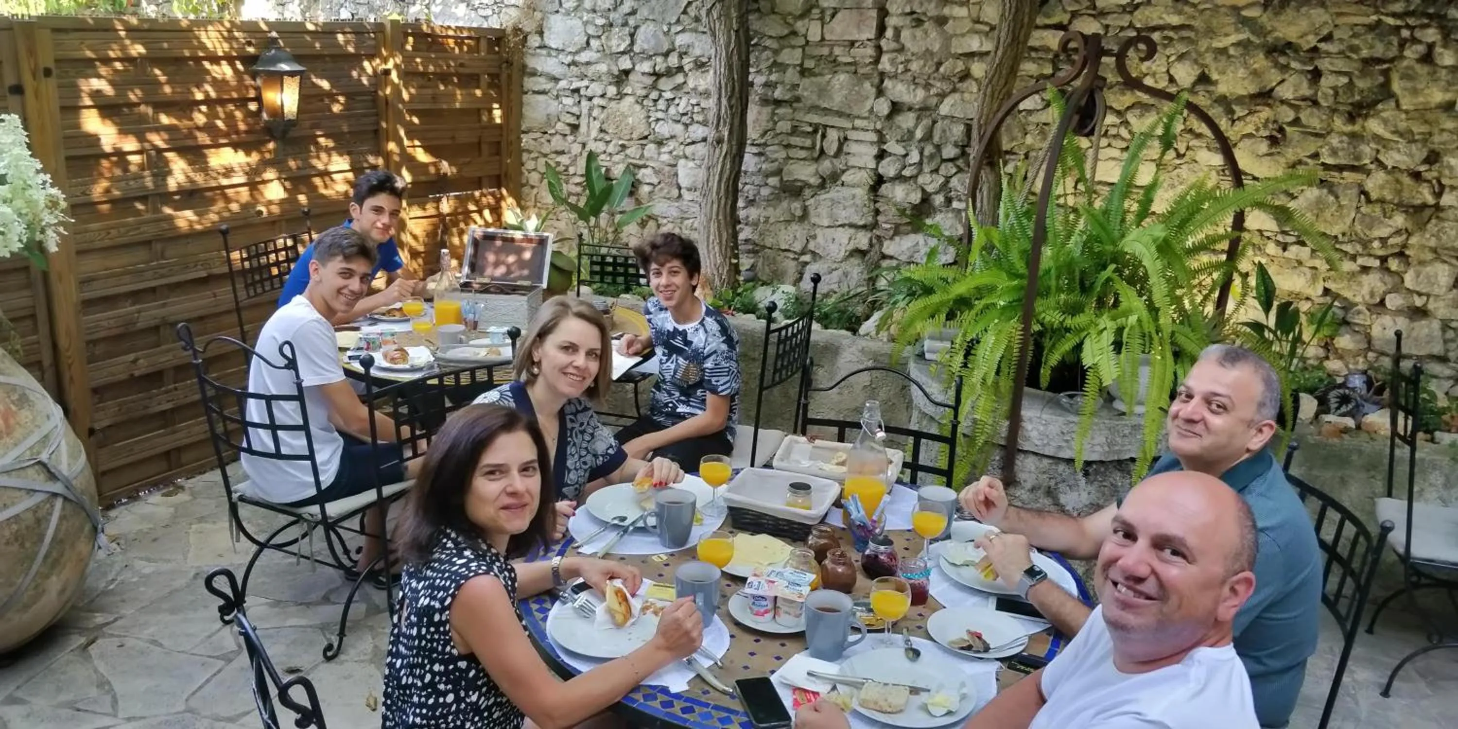 People in Maison Carles BnB