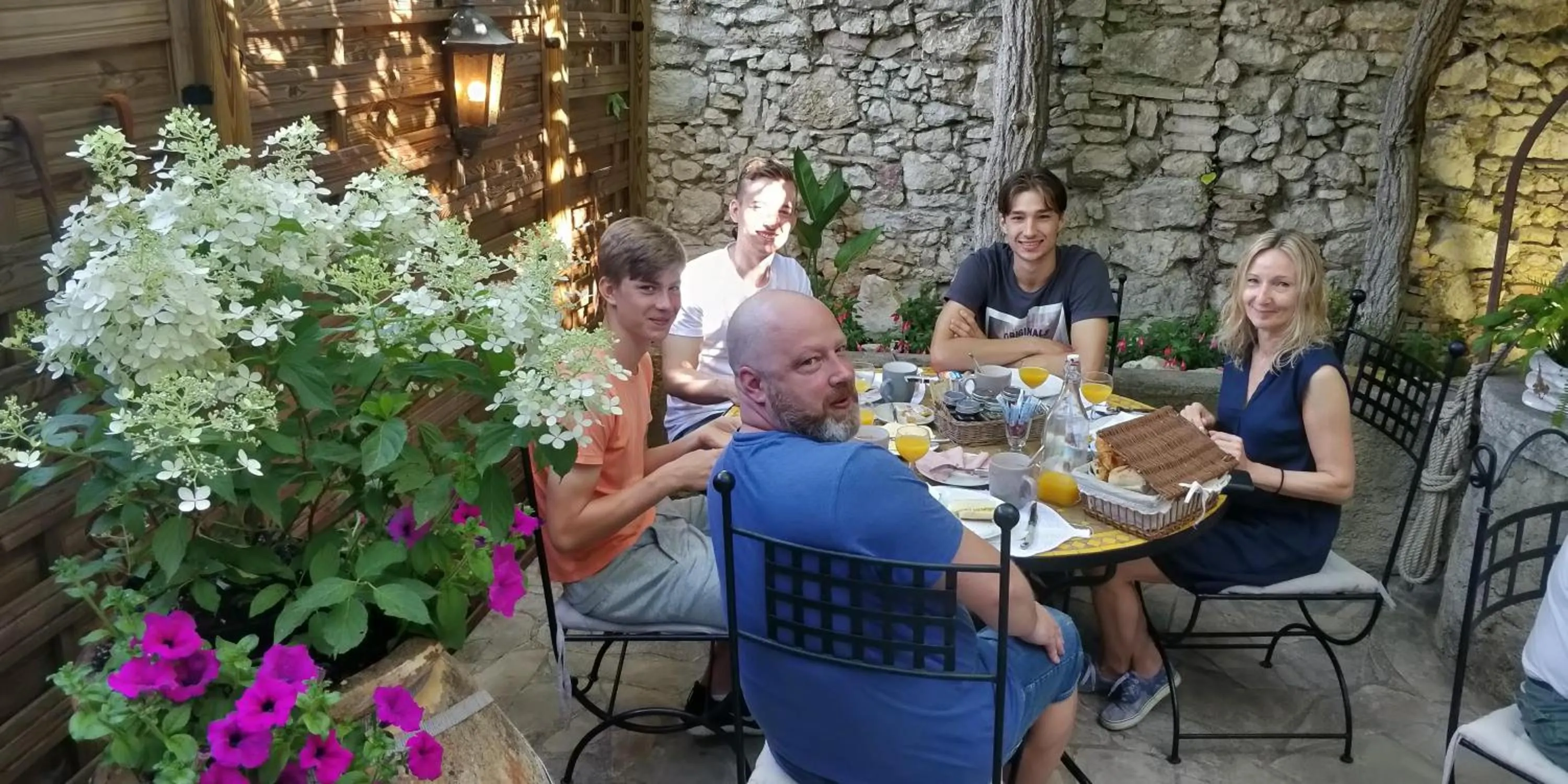 People in Maison Carles BnB